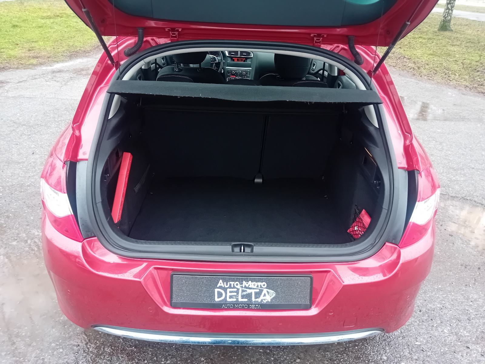 Citroën C4 1,6 HDi-PANORAMA-TEMPOMAT-AUT.KL.-PDC-VELIKI SERVIS, fotografija 9