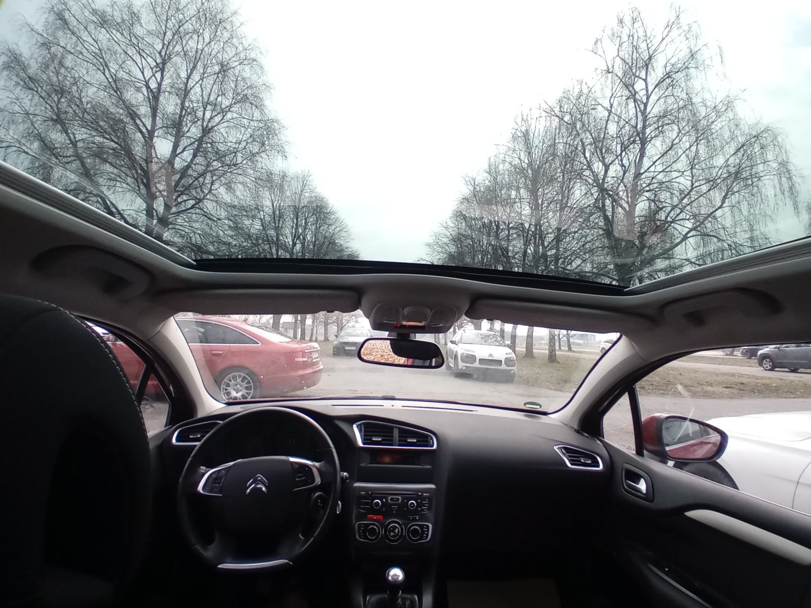Citroën C4 1,6 HDi-PANORAMA-TEMPOMAT-AUT.KL.-PDC-VELIKI SERVIS, fotografija 20