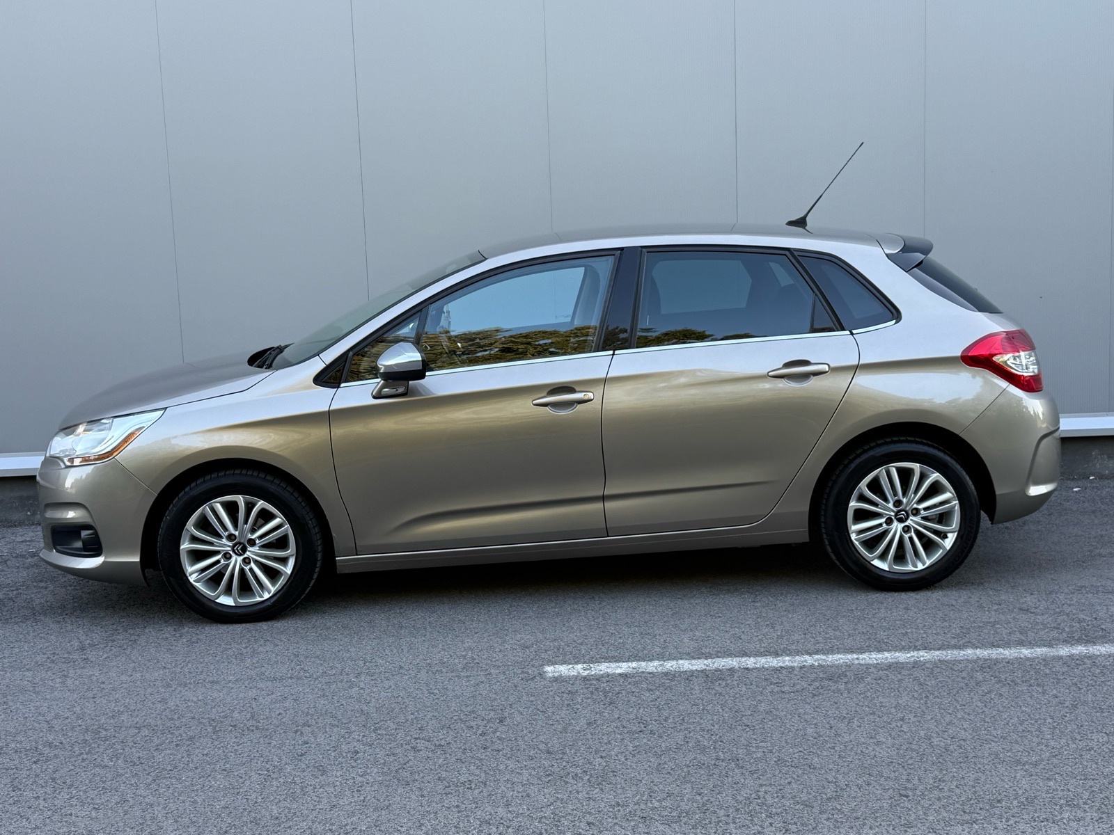 Citroën C4 1,6 HDi-REGA6/27-HR AUTO-PRVI VLASNIK-PARK SENZORI-TEMPOMAT, pogled izvana - slika 4