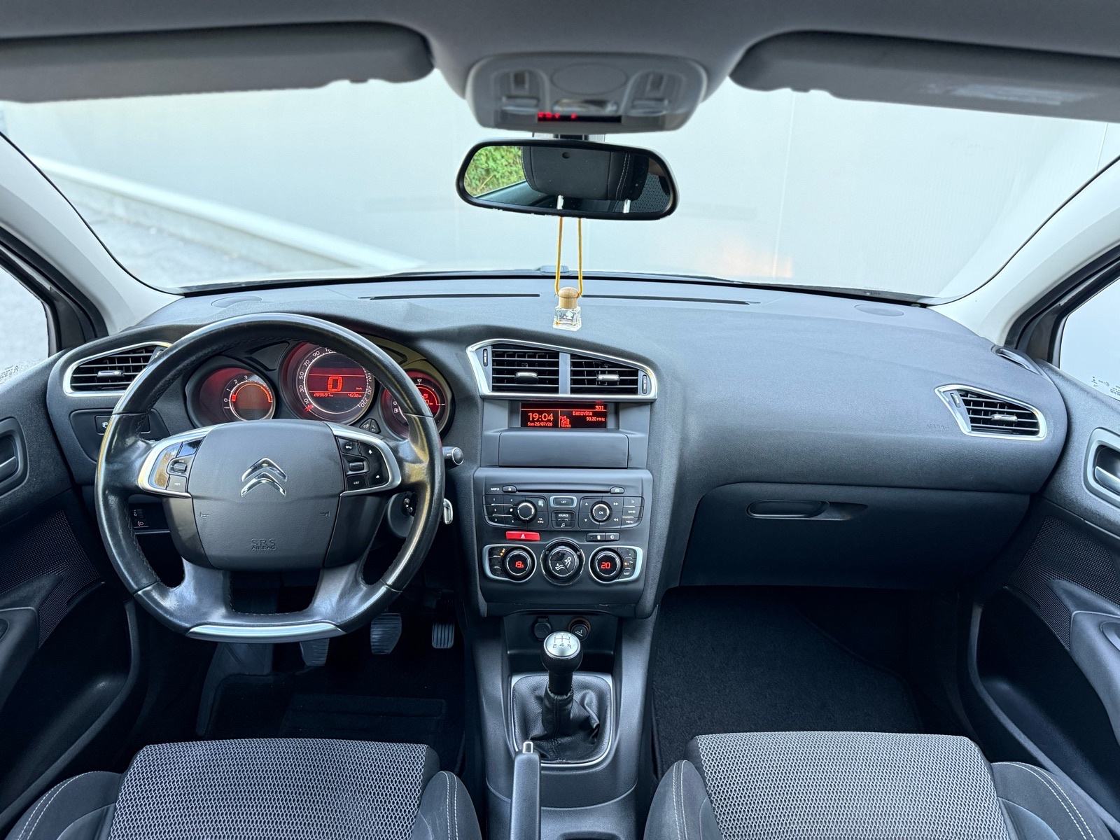 Citroën C4 1,6 HDi-REGA6/27-HR AUTO-PRVI VLASNIK-PARK SENZORI-TEMPOMAT, fotografija 11
