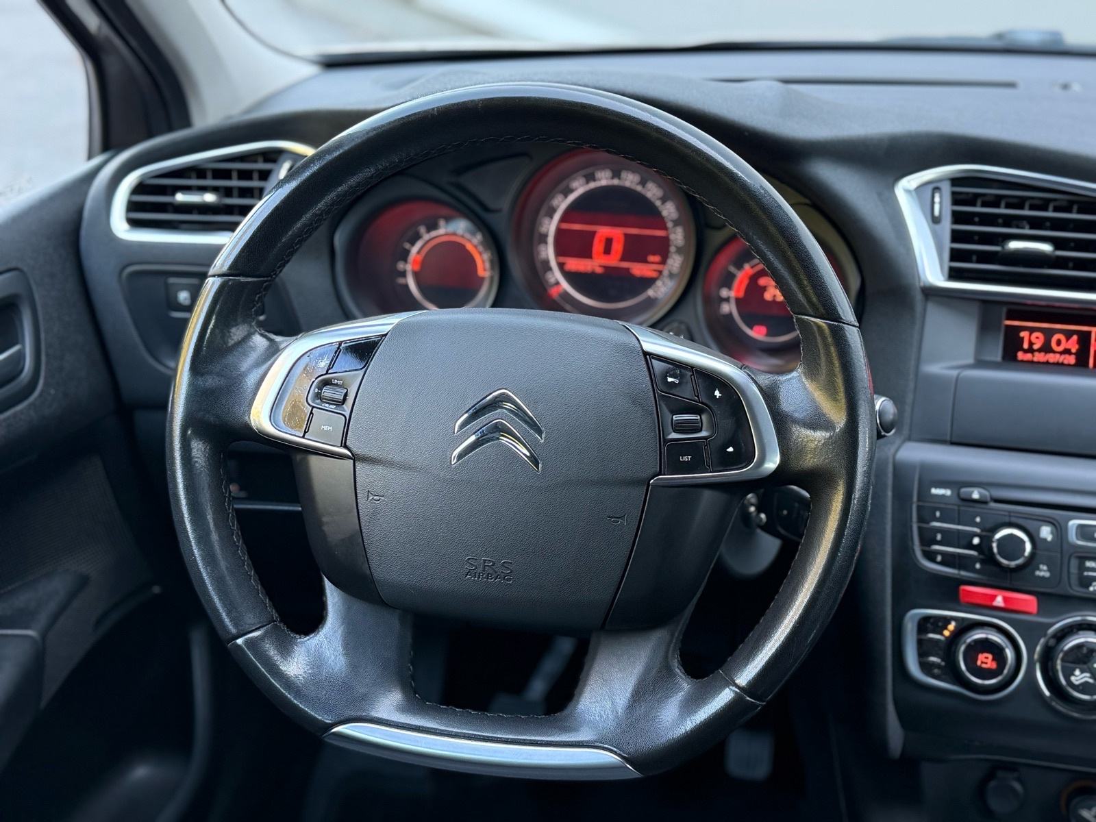 Citroën C4 1,6 HDi-REGA6/27-HR AUTO-PRVI VLASNIK-PARK SENZORI-TEMPOMAT, fotografija 12