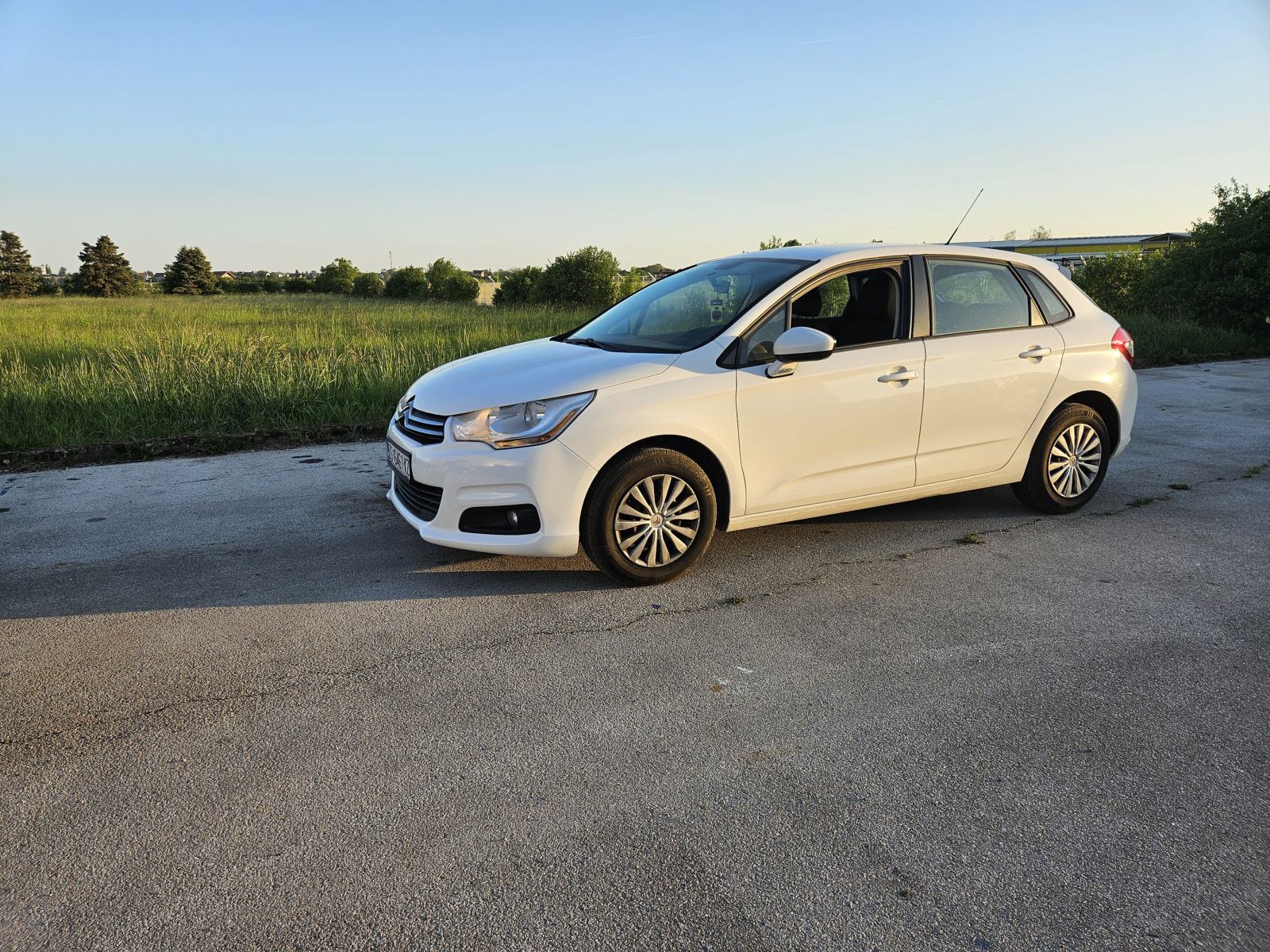 Citroën C4 1,6 HDi, klima, tempomat reg. do 03/2027, fotografija 10