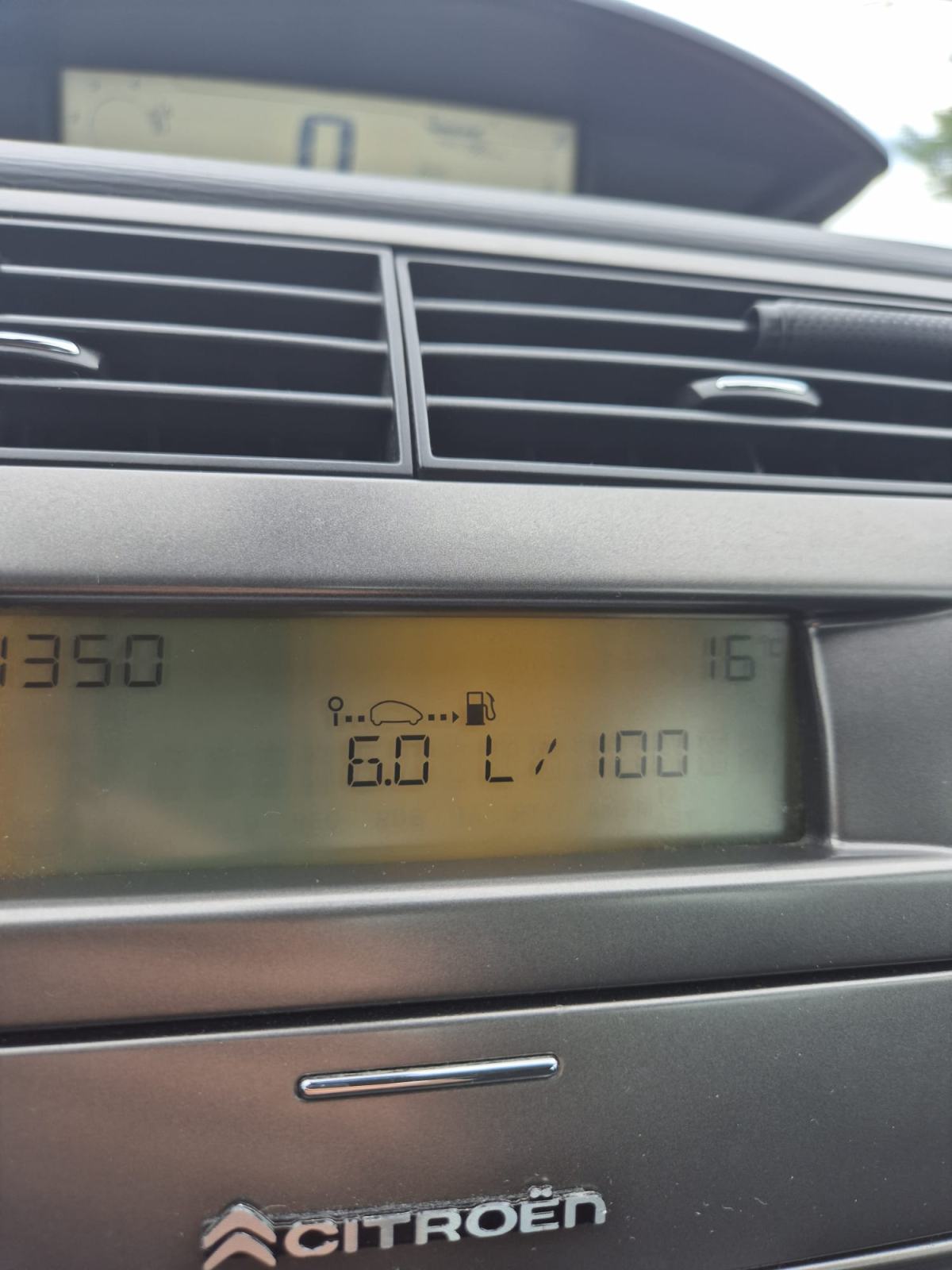 Citroën C4 1,6 HDi, fotografija 11