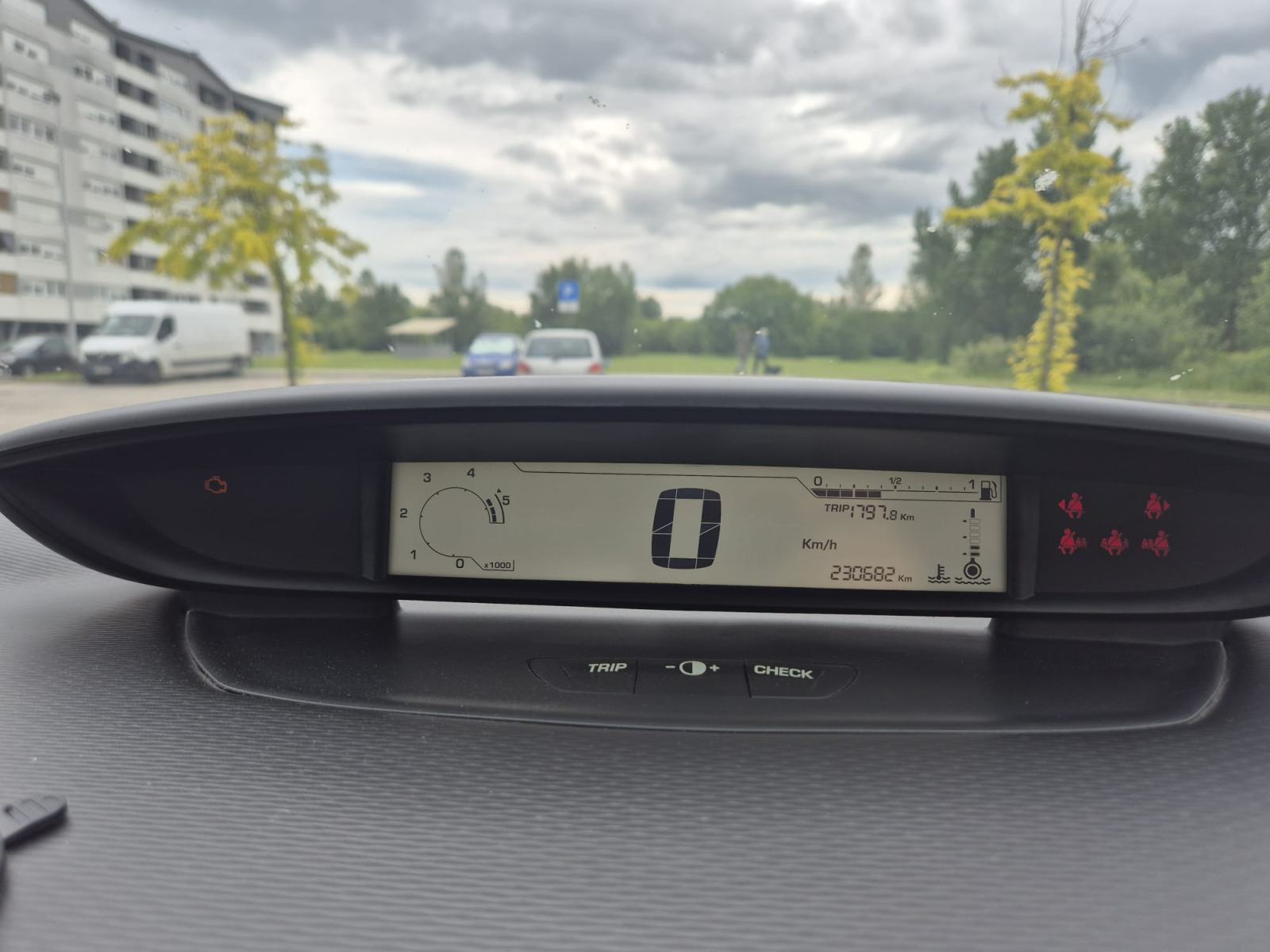 Citroën C4 1,6 HDi, fotografija 12