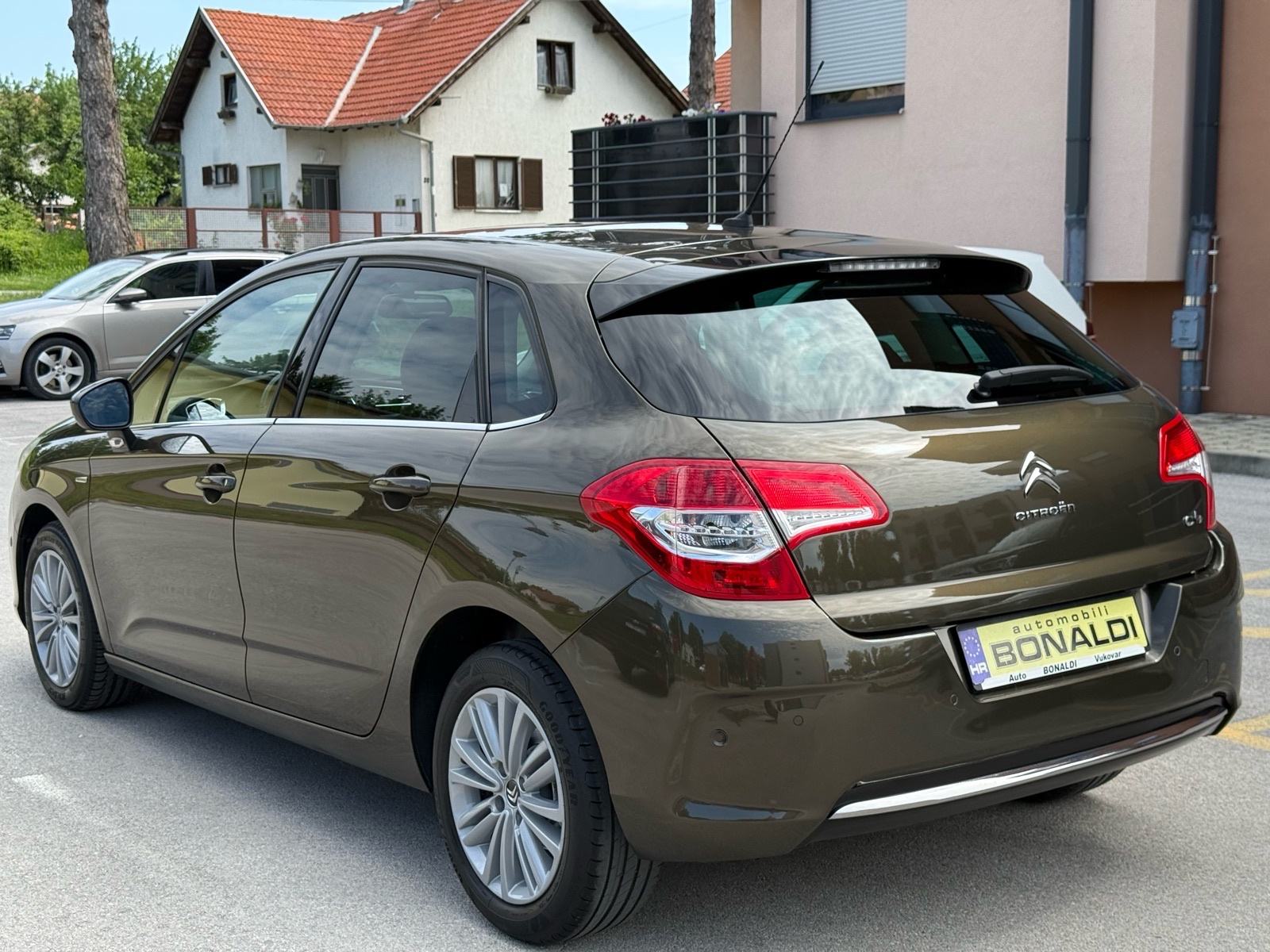 CITROEN C4 1.6 HDI EXCLUSIVE 2011 GOD, NAVIGACIJA , PDC, KOŽA, fotografija 5