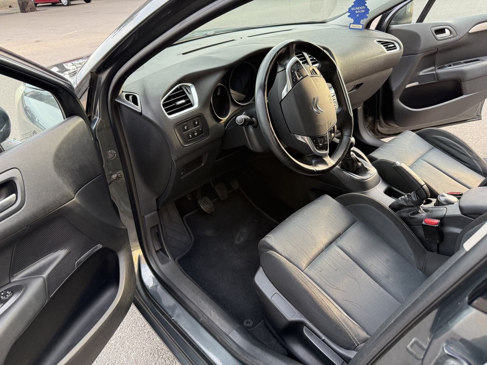 Citroën C4 1,6 HDi, fotografija 17