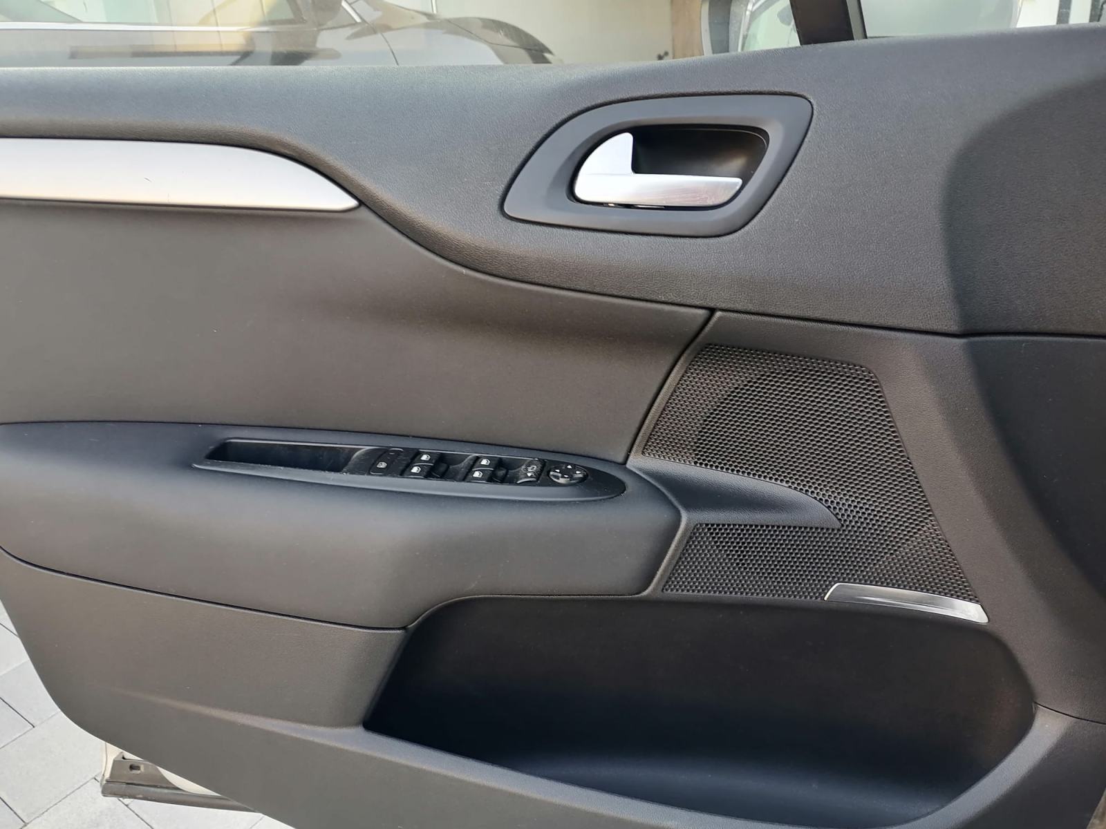 Citroën C4 1,6 VTi 88 kw, fotografija 11