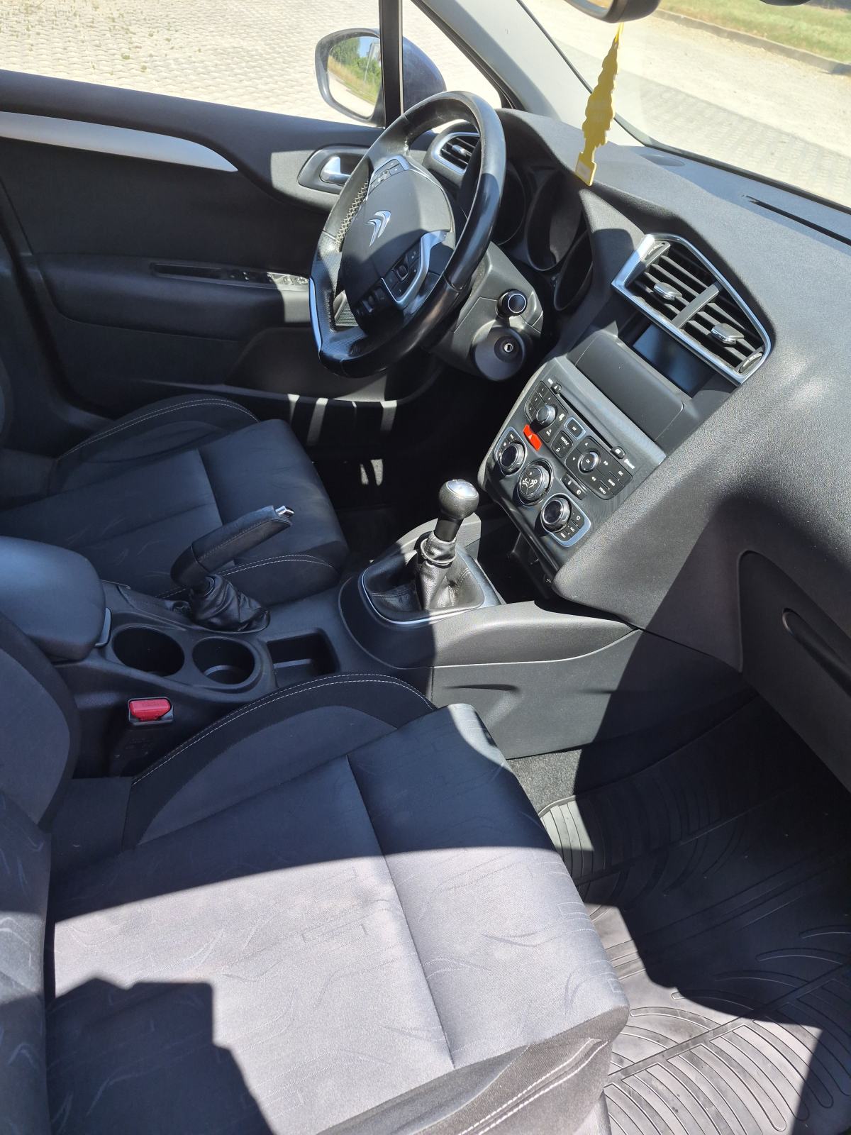 Citroën C4 1,6 VTi Seduction, fotografija 11