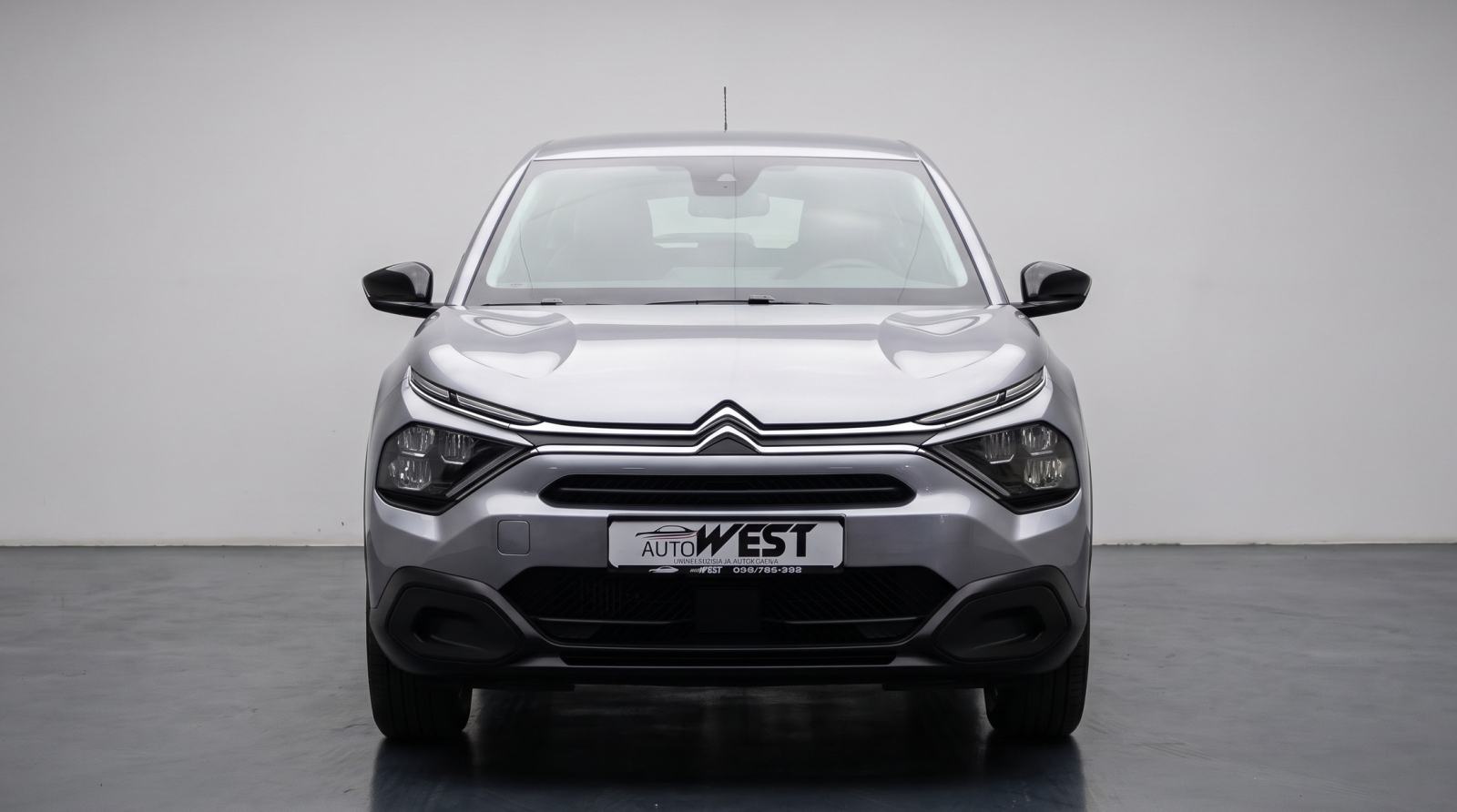 Citroën C4 2024 FEEL SAMO 38000 KM KAO NOV!, fotografija 2