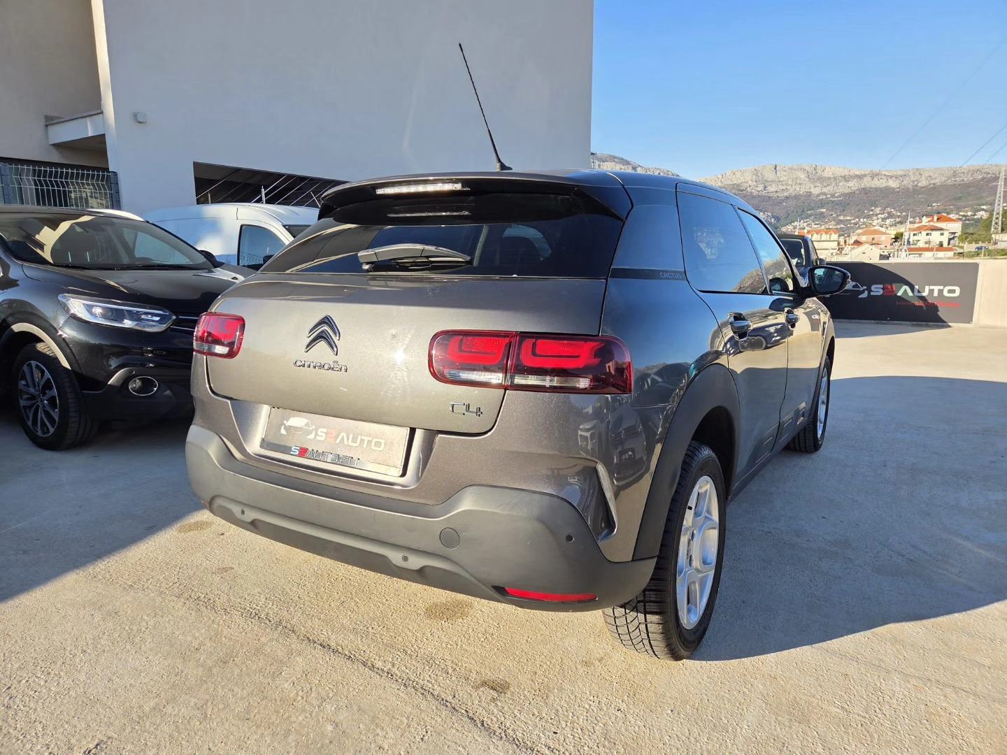 Citroën C4 Cactus 1,2 Feel Business, fotografija 5