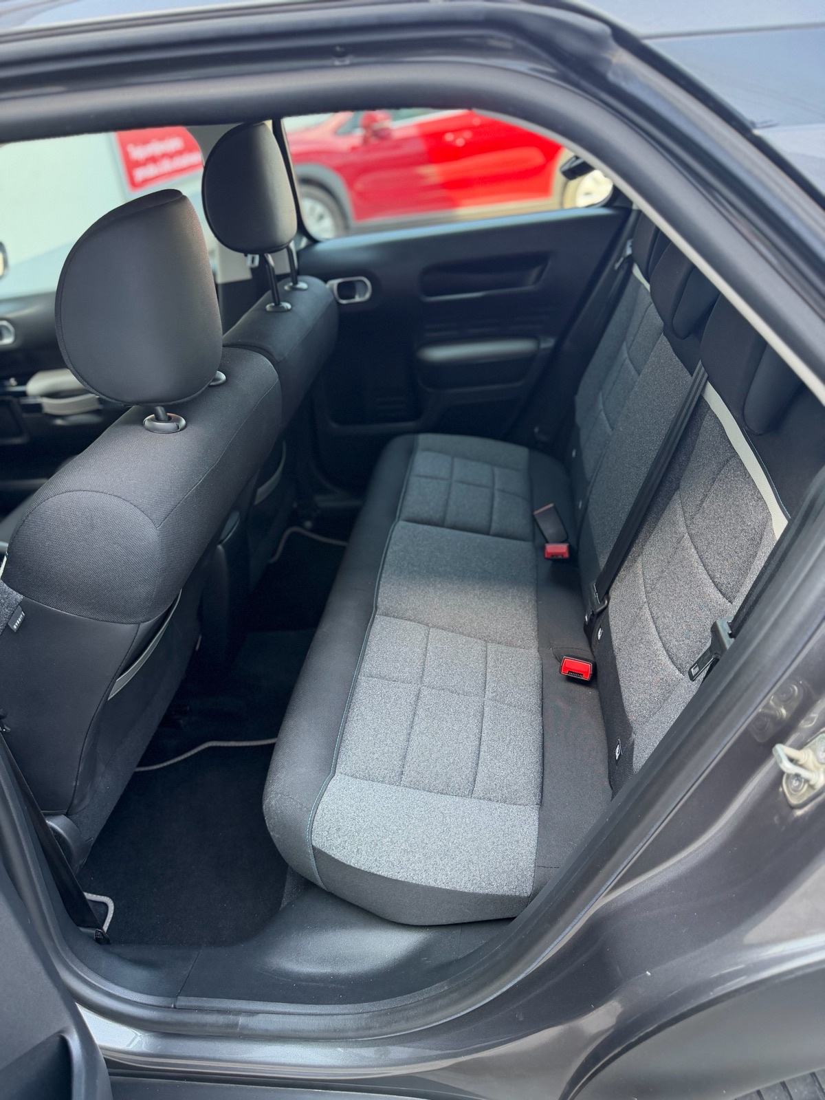 Citroën C4 Cactus 1,2, fotografija 7