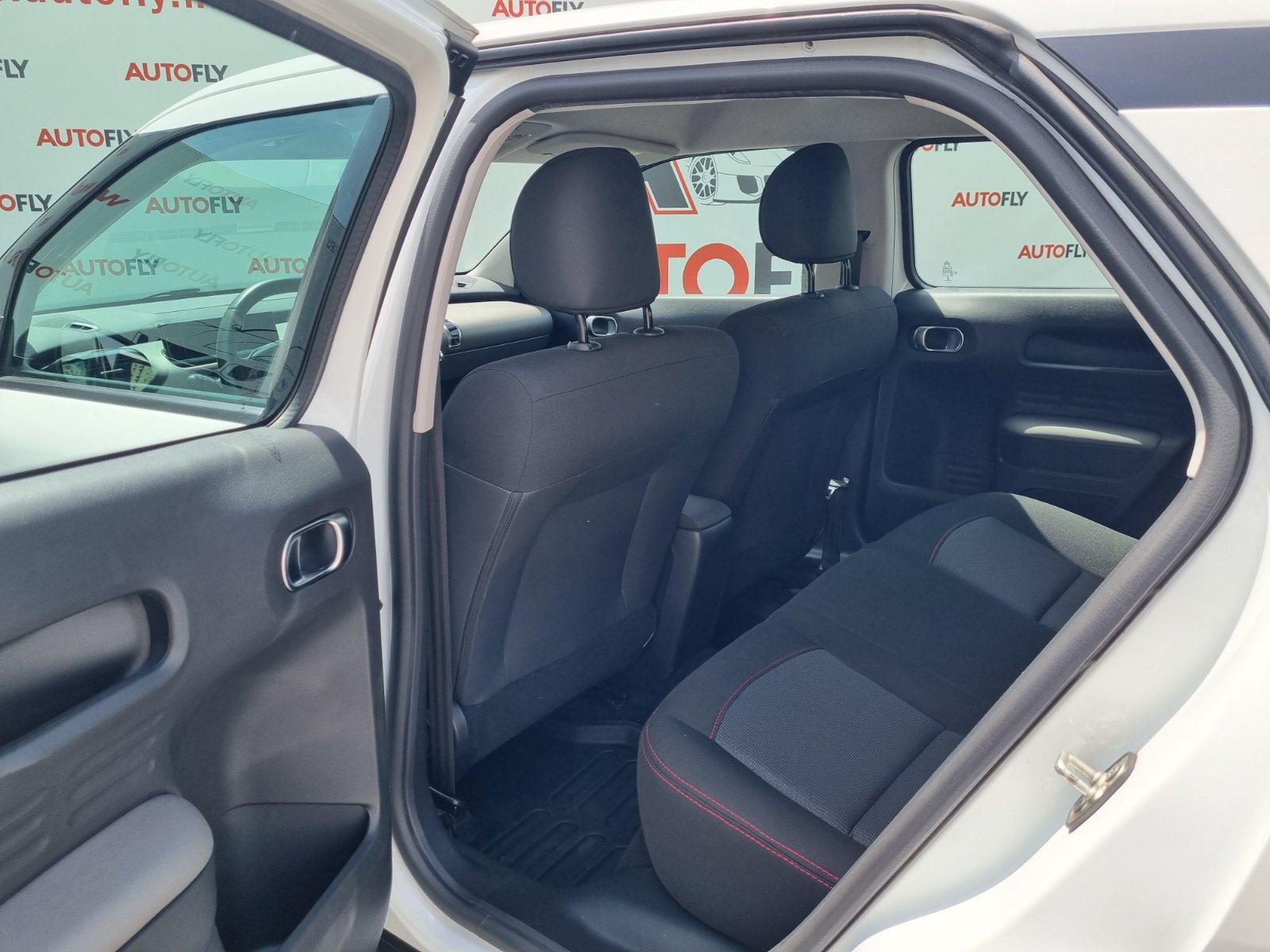 Citroën C4 Cactus 1.5 HDI, Navigacija, MF volan, PDC, Garancija, fotografija 14