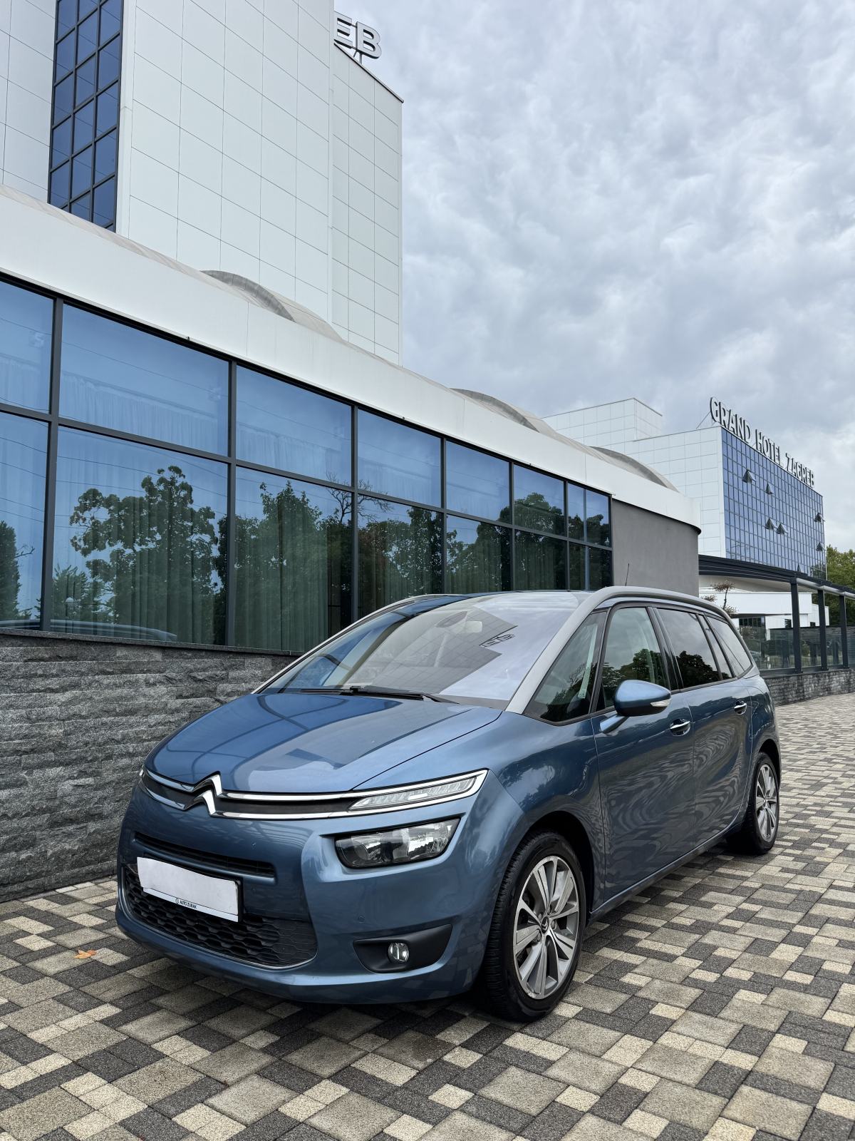 Citroën C4 Grand Picasso 1,6 d AUTOMATIK - 7 SJEDALA - FULL OPREMA !!!, fotografija 5