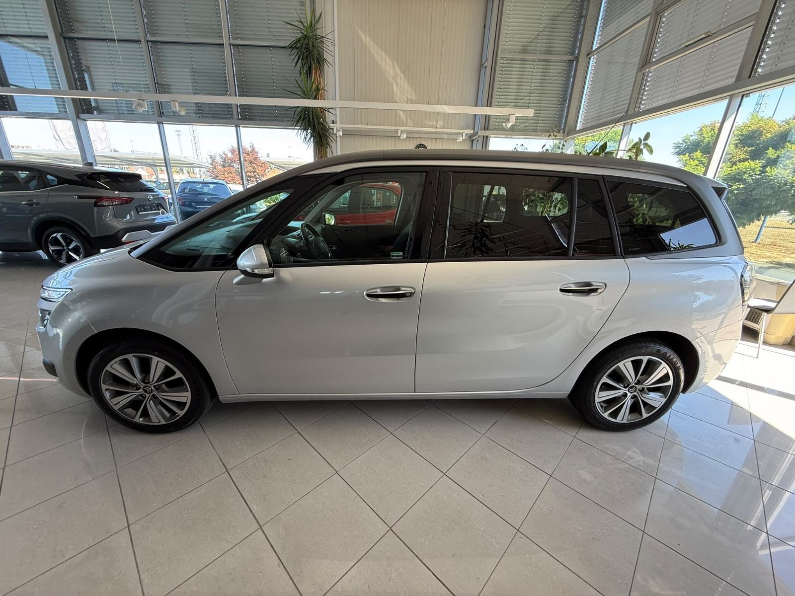 Citroën C4 Grand Picasso 1,6 e-HDi ATTRACTION SERVISNA 7 SJEDALA, fotografija 4