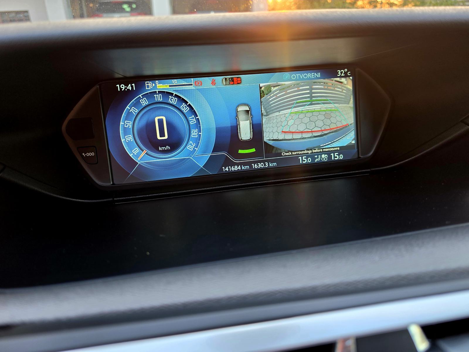 Citroën C4 Grand Picasso 1,6 e-HDi,,SERVISNA,,7 SIJEDALA,,141684KM, fotografija 17