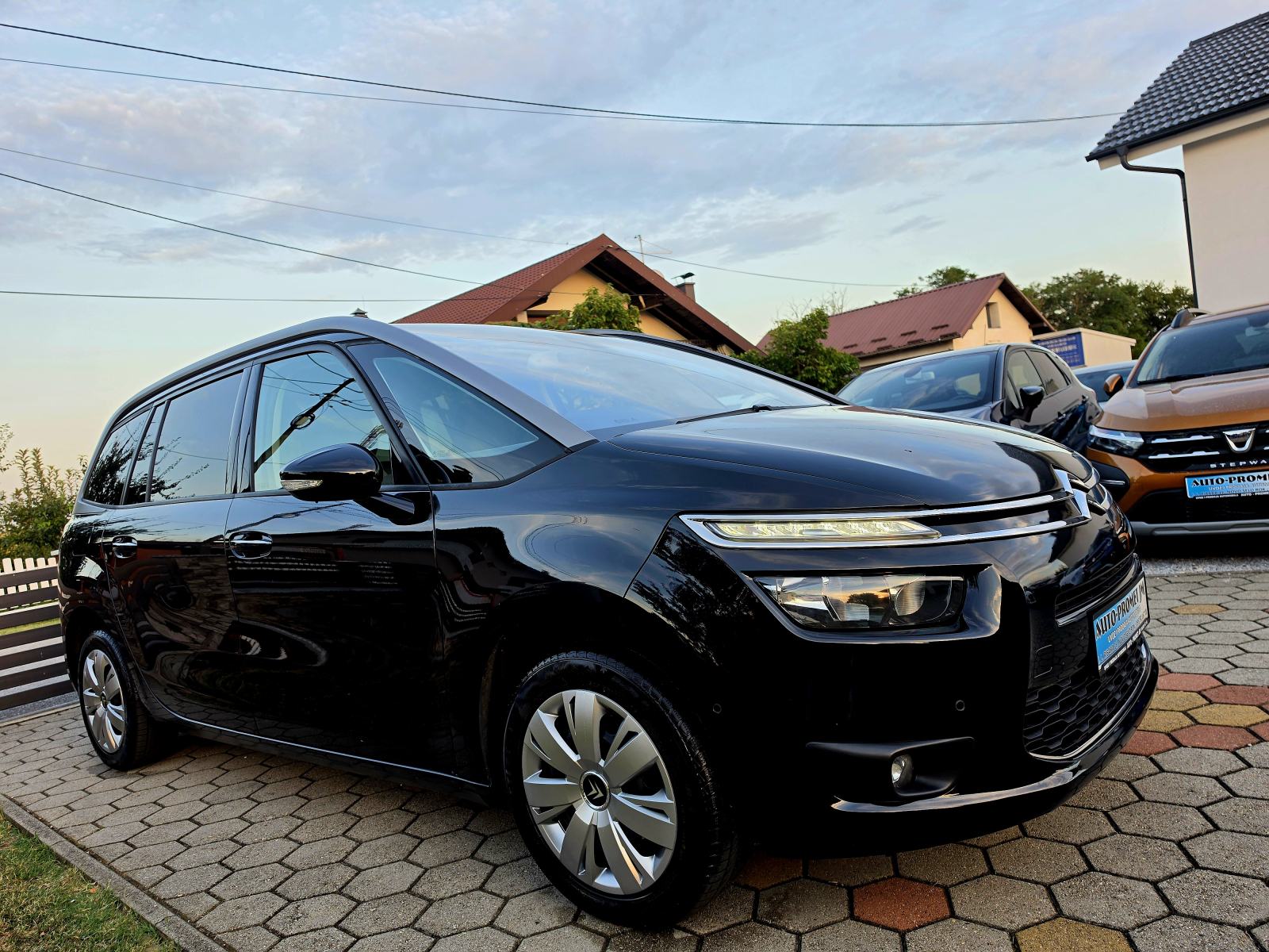 Citroën C4 Grand Picasso 1,6 e-HDi,,SERVISNA,,7 SIJEDALA,,141684KM, fotografija 6