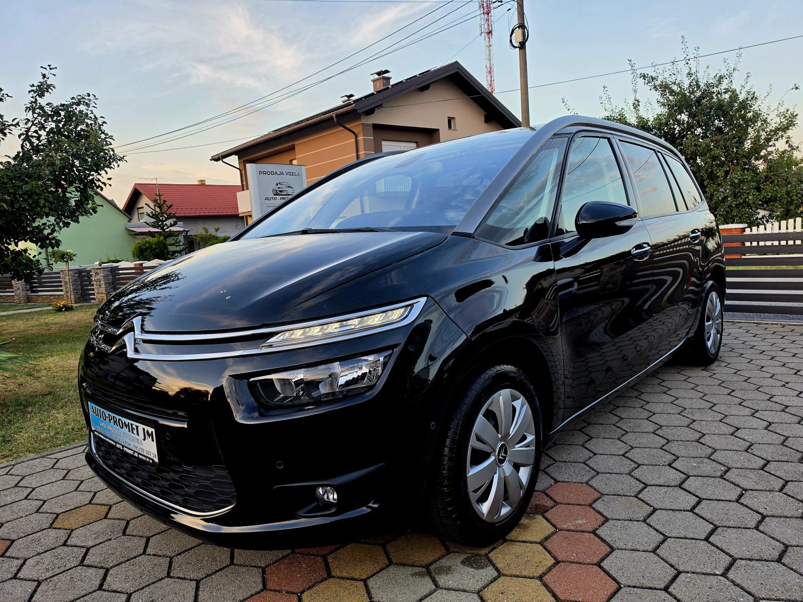 Citroën C4 Grand Picasso 1,6 e-HDi,,SERVISNA,,7 SIJEDALA,,141684KM, fotografija 2