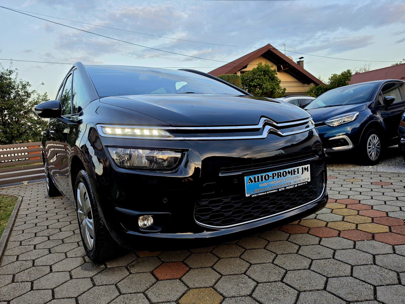 Citroën C4 Grand Picasso 1,6 e-HDi,,SERVISNA,,7 SIJEDALA,,141684KM, fotografija 7
