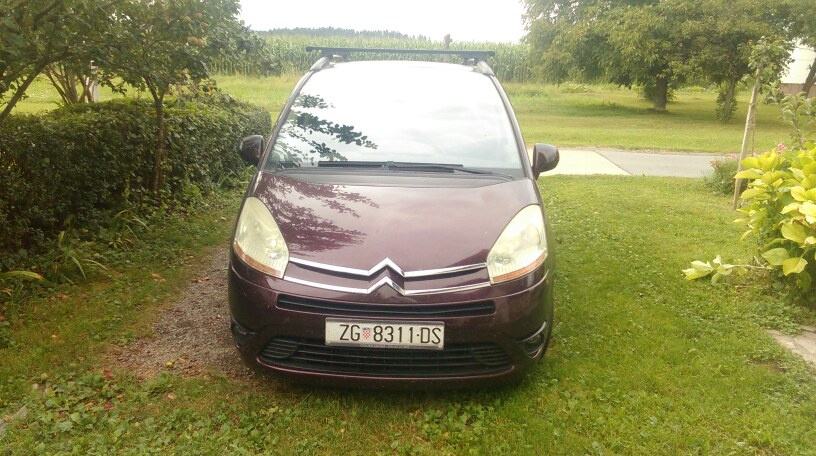 Citroën C4 Grand Picasso 1,6 HDi, parkirni senzori! Registriran 11/26, fotografija 1