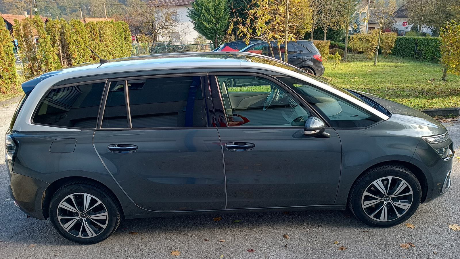 Citroën C4 Grand Picasso BlueHDi 150 automatik, 7 sjedala, servisna