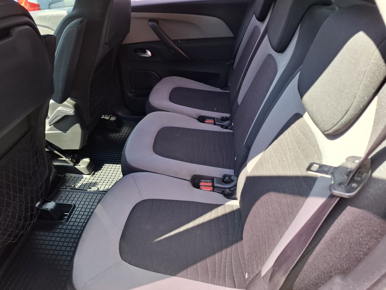 Citroën C4 Picasso 1,6 e-HDi, fotografija 8