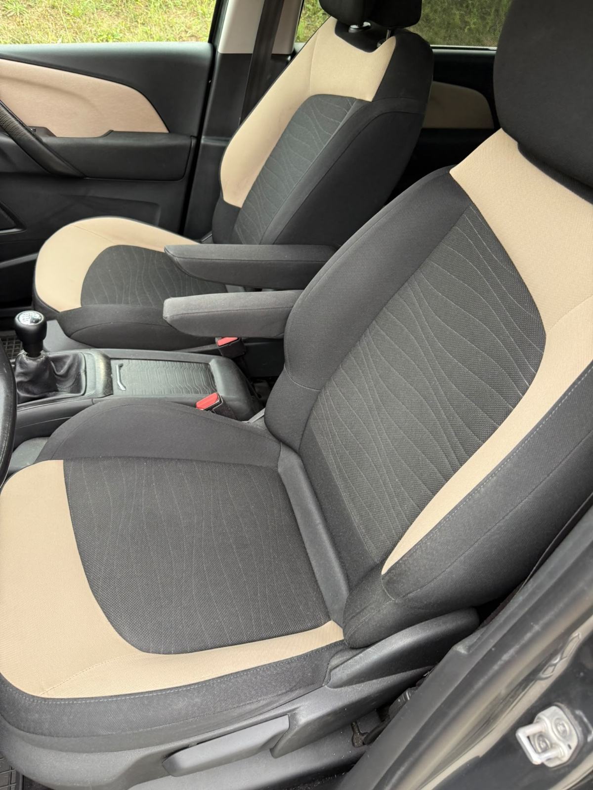 Citroën C4 Picasso 1,6 e-HDi, fotografija 7