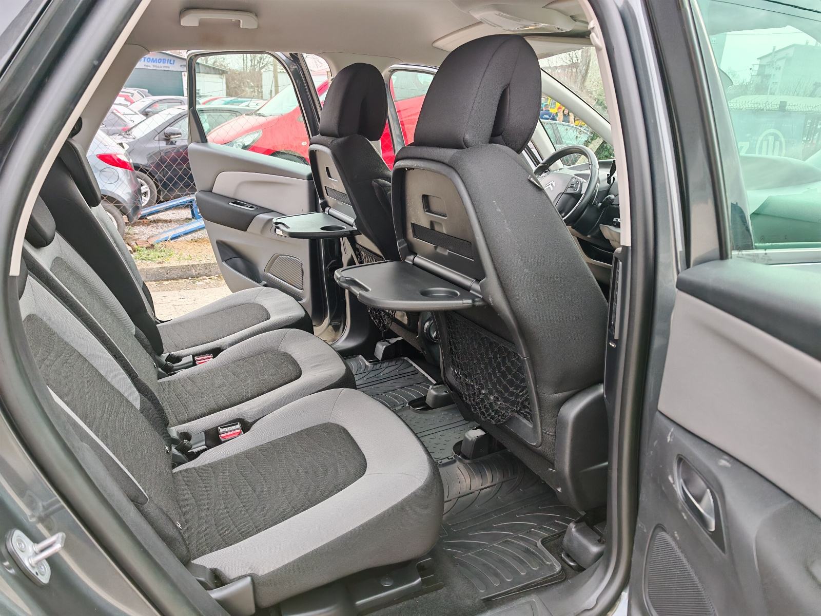Citroën C4 Picasso 1.6 HDi automatik, 2014g, odličan KREDIT, fotografija 10