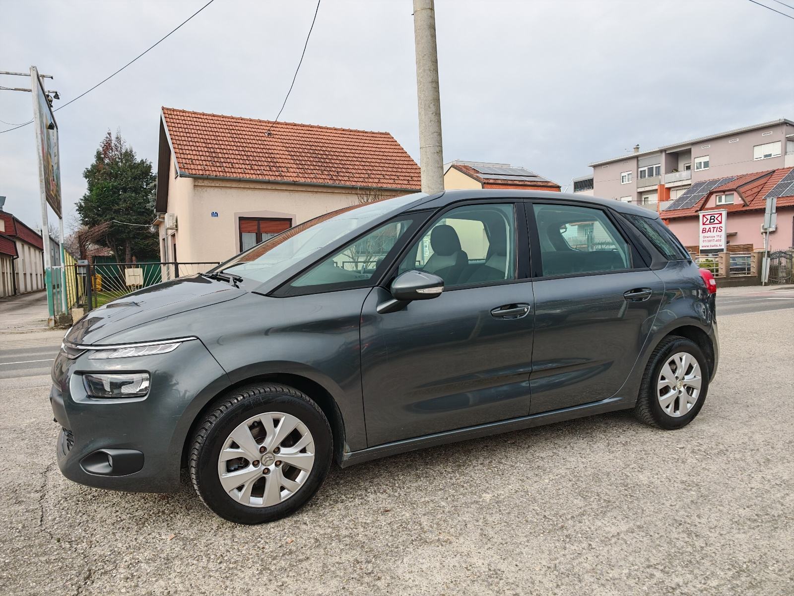 Citroën C4 Picasso 1.6 HDi automatik, 2014g, odličan KREDIT, pogled izvana - slika 5