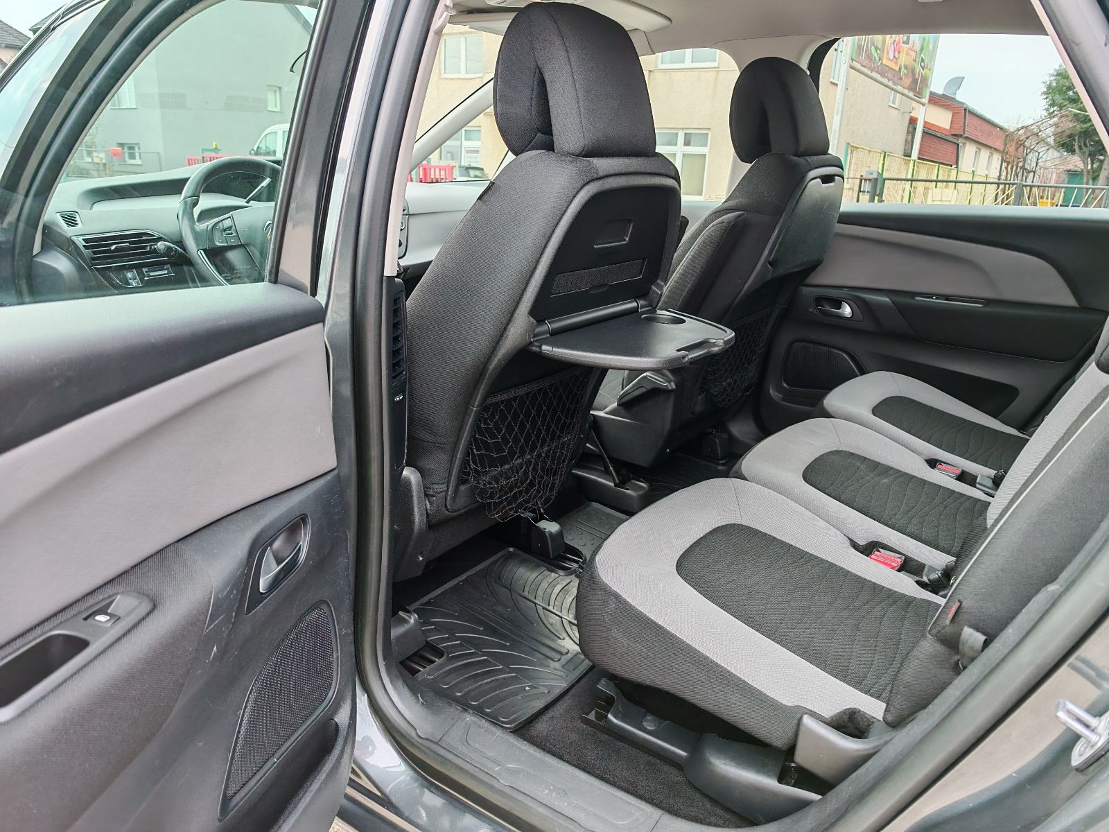 Citroën C4 Picasso 1.6 HDi automatik, 2014g, odličan KREDIT, fotografija 14