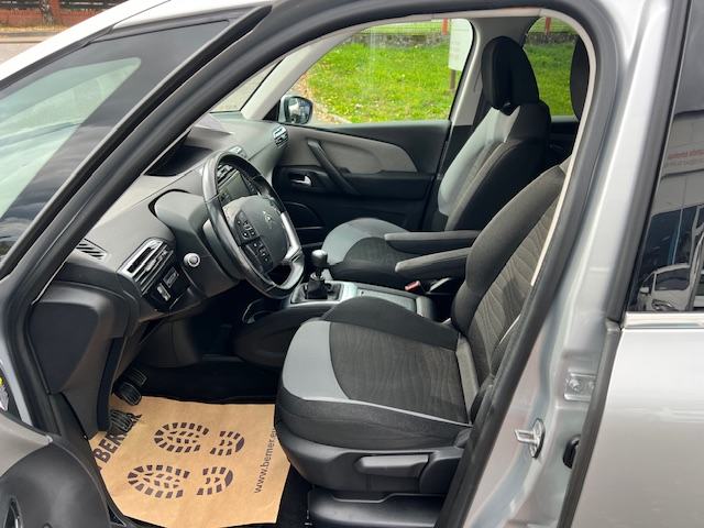 Citroën C4 Picasso 1,6 hdi INTENSIVE +v.servis +garancija, fotografija 14
