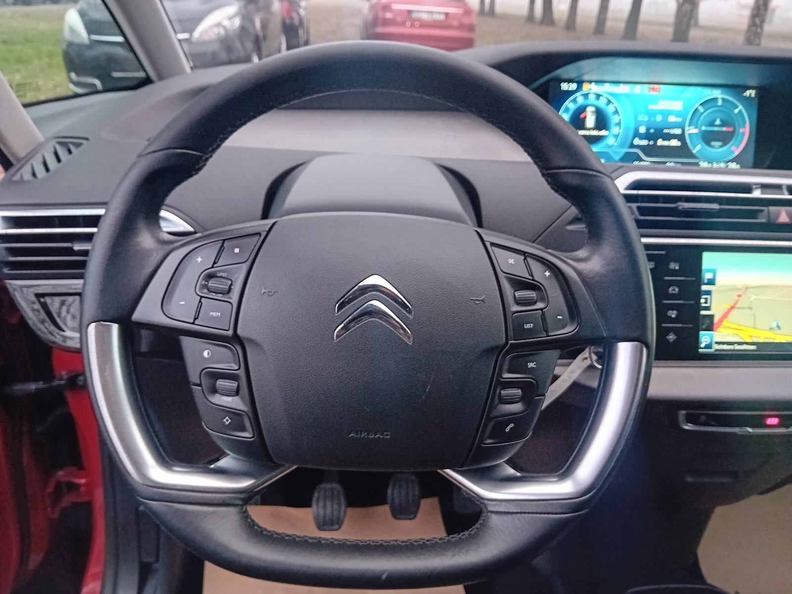 Citroën C4 Picasso 2,0-VIRTUAL KOKPIT-TEMP-R.KAMERA-GR.SJED. JAMSTVO, fotografija 13