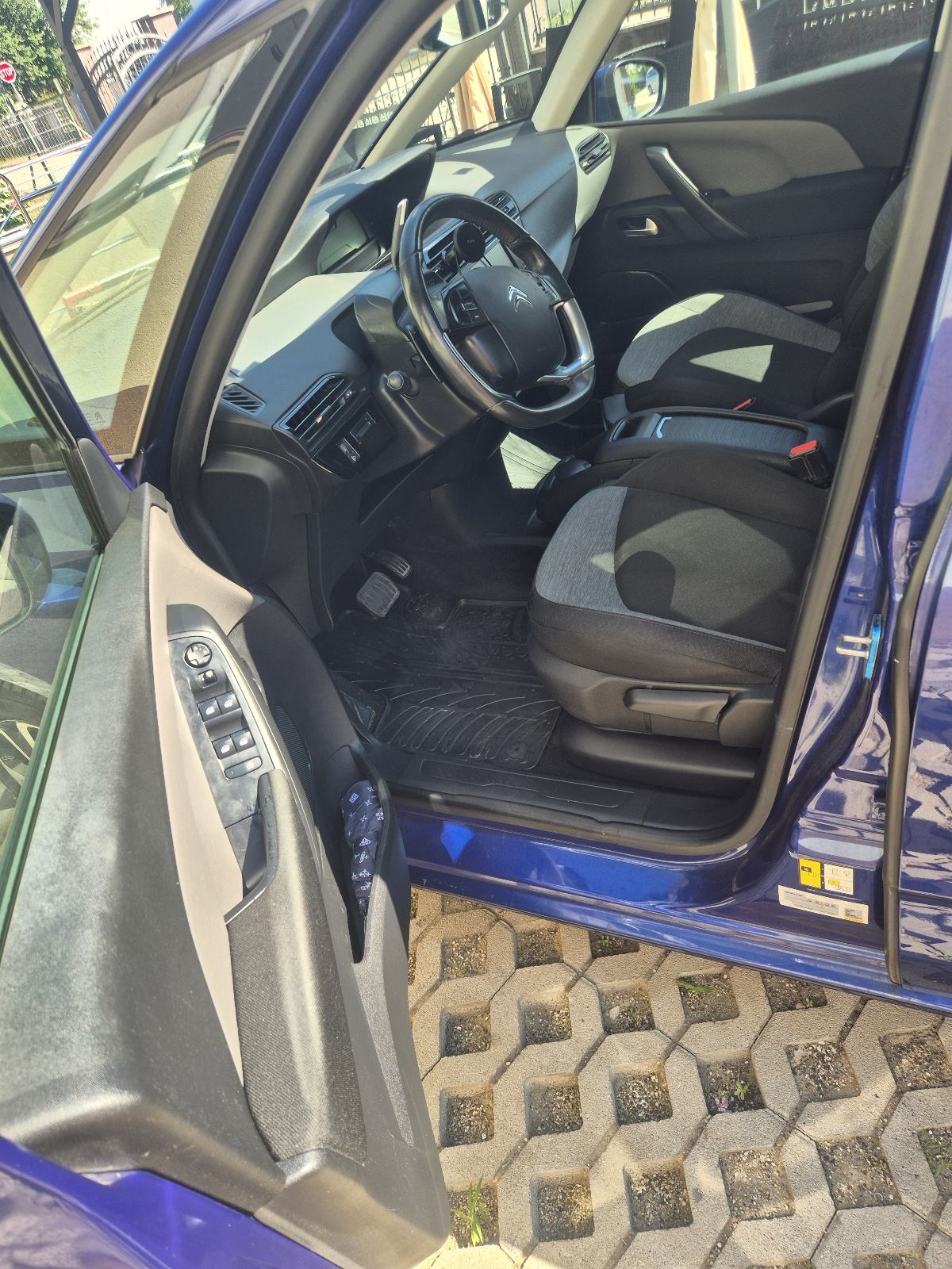 Citroën C4 Picasso 1.6hdi Automatik, fotografija 7