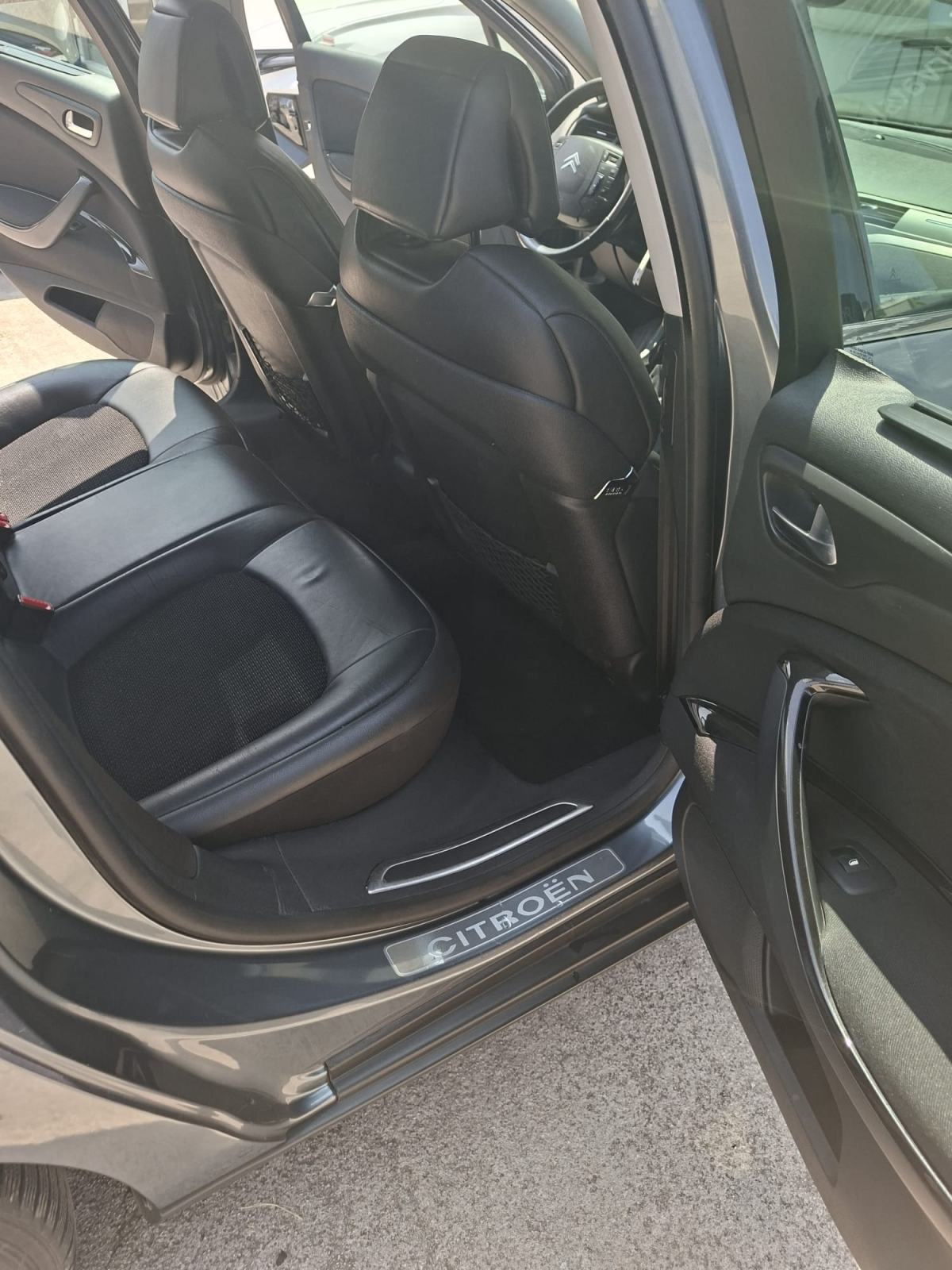 Citroën C5 2,0 HDi EXCLUSIVE, pogled izvana - slika 2