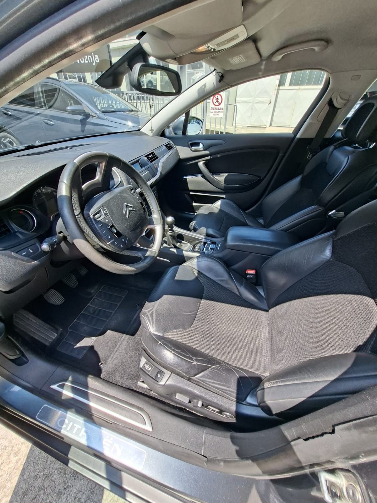 Citroën C5 2,0 HDi EXCLUSIVE, fotografija 9