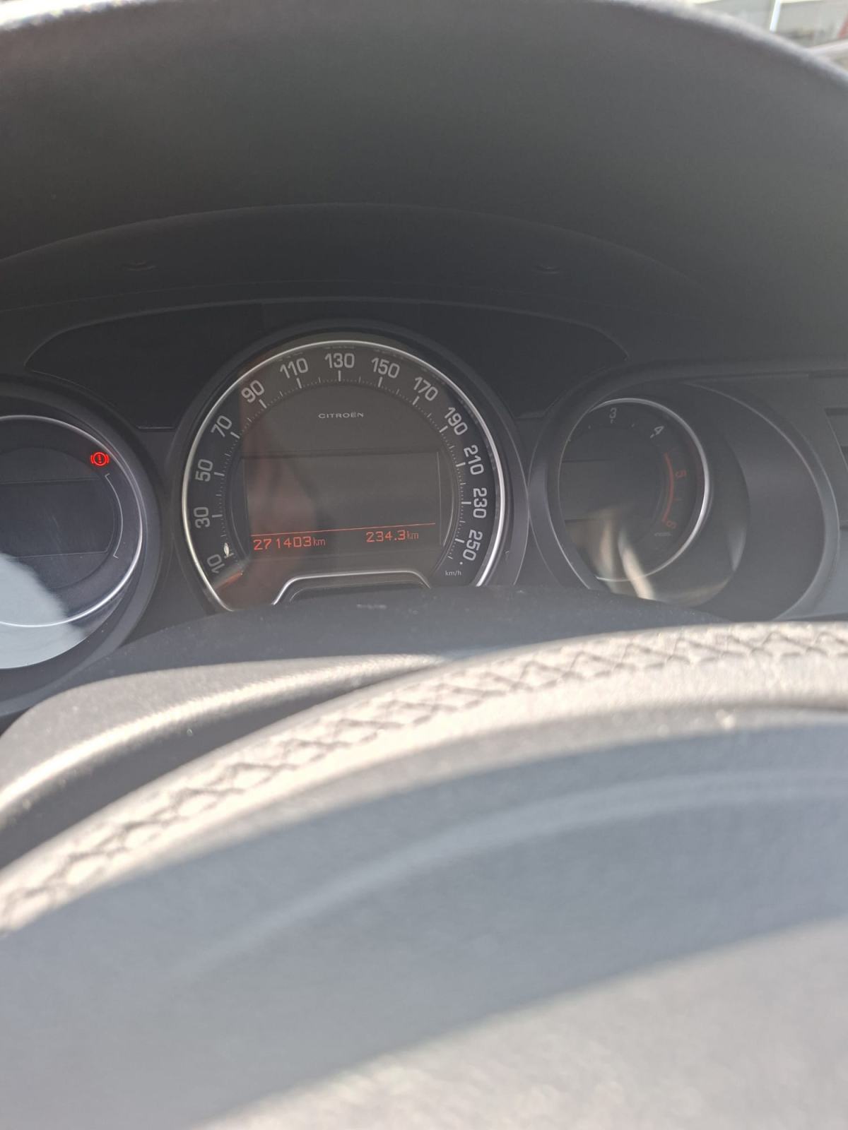 Citroën C5 2,0 HDi EXCLUSIVE, fotografija 11