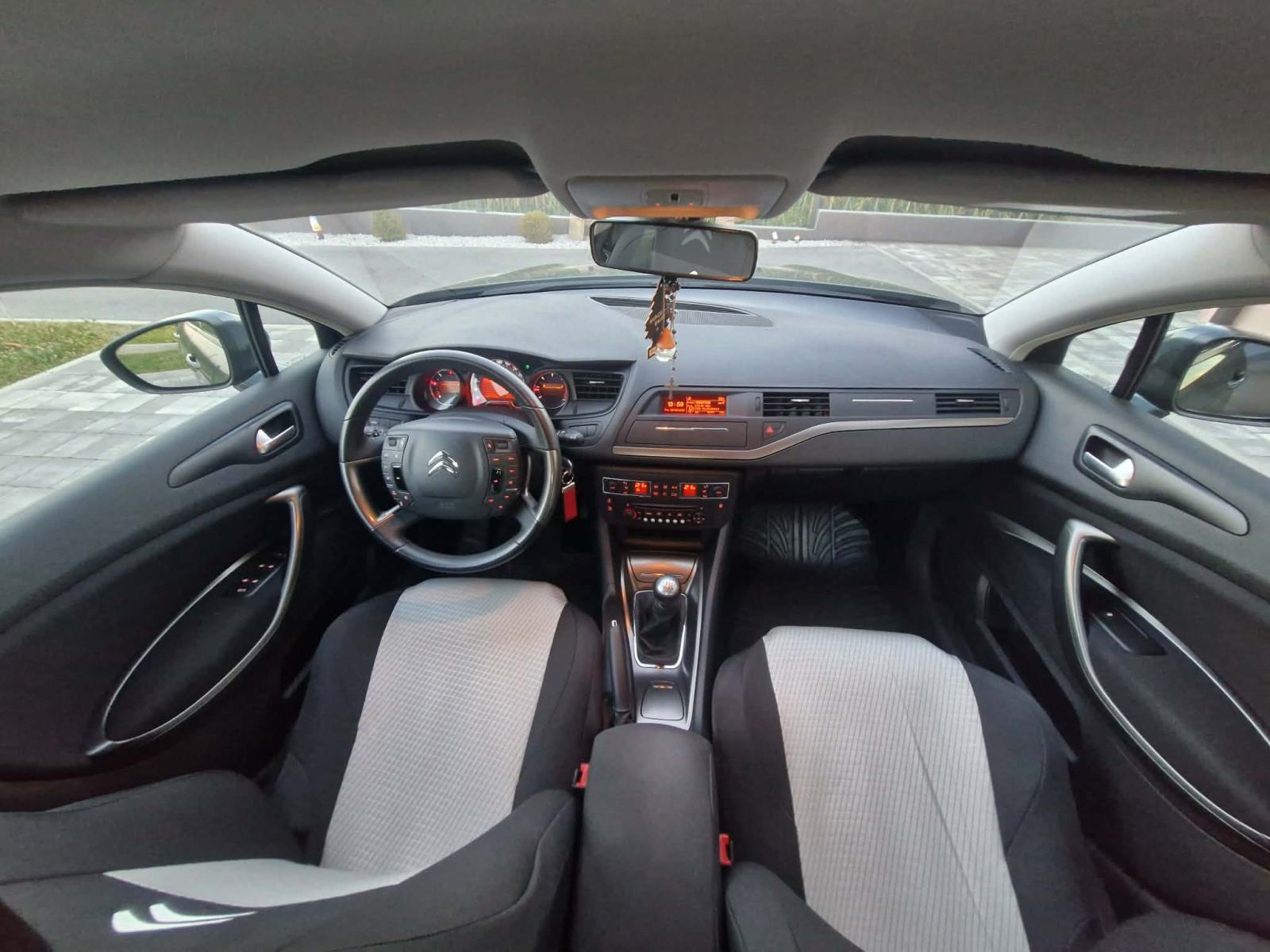 Citroën C5 2,0 HDi, fotografija 2