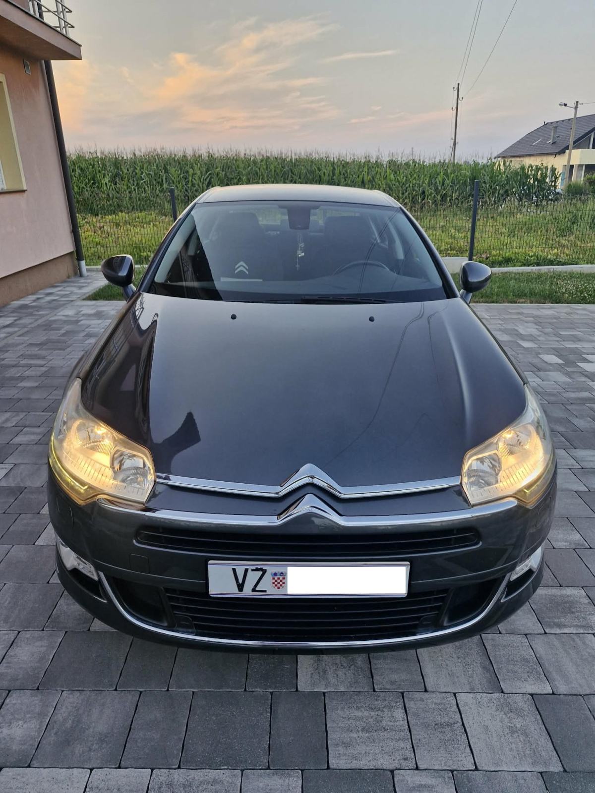 Citroën C5 2,0 HDi, fotografija 9