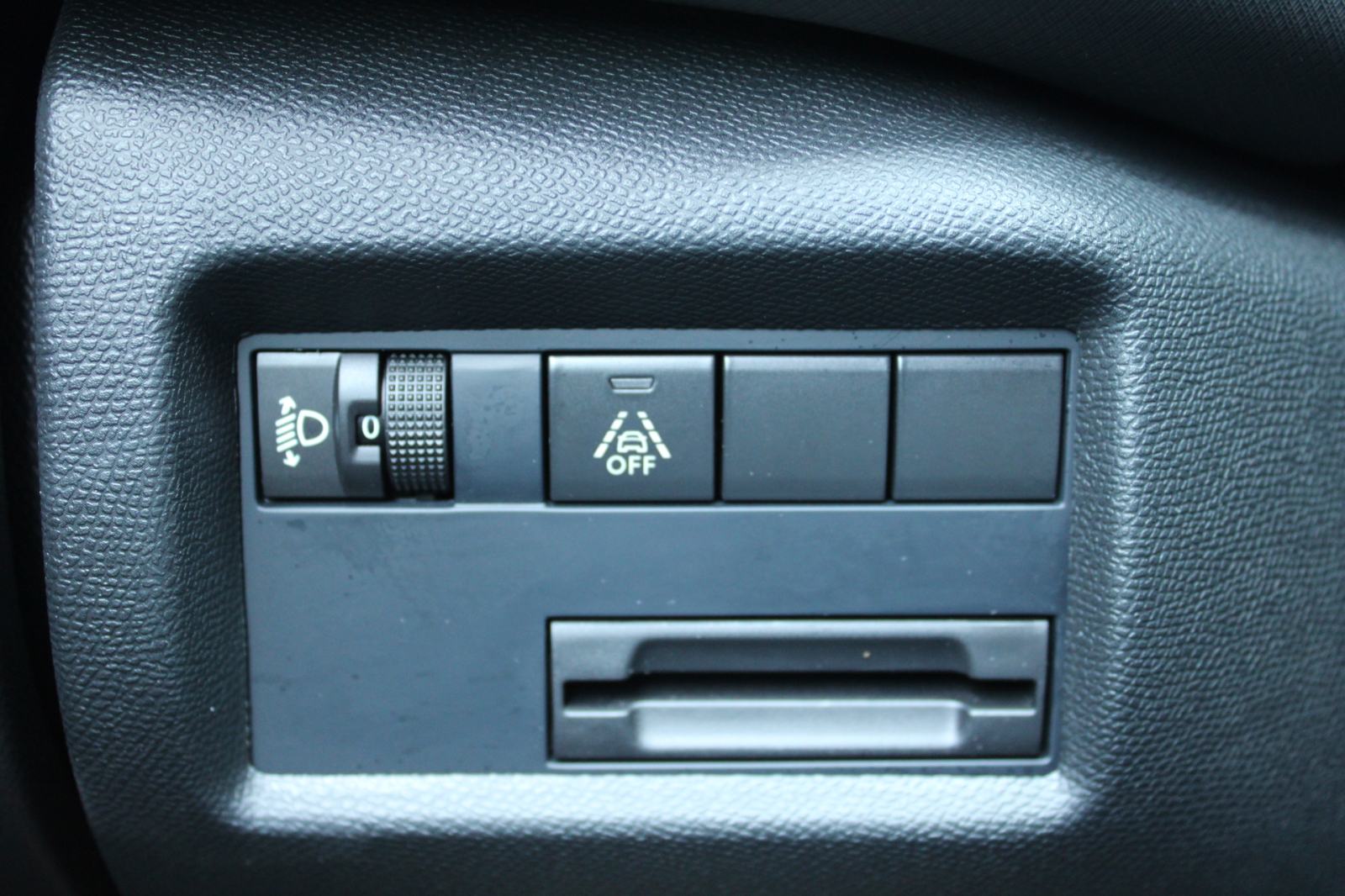 Citroën C5 Aircross 1.2 130 S&S AUTOMATIK Feel Pack *LED, KAMERA*, fotografija 14