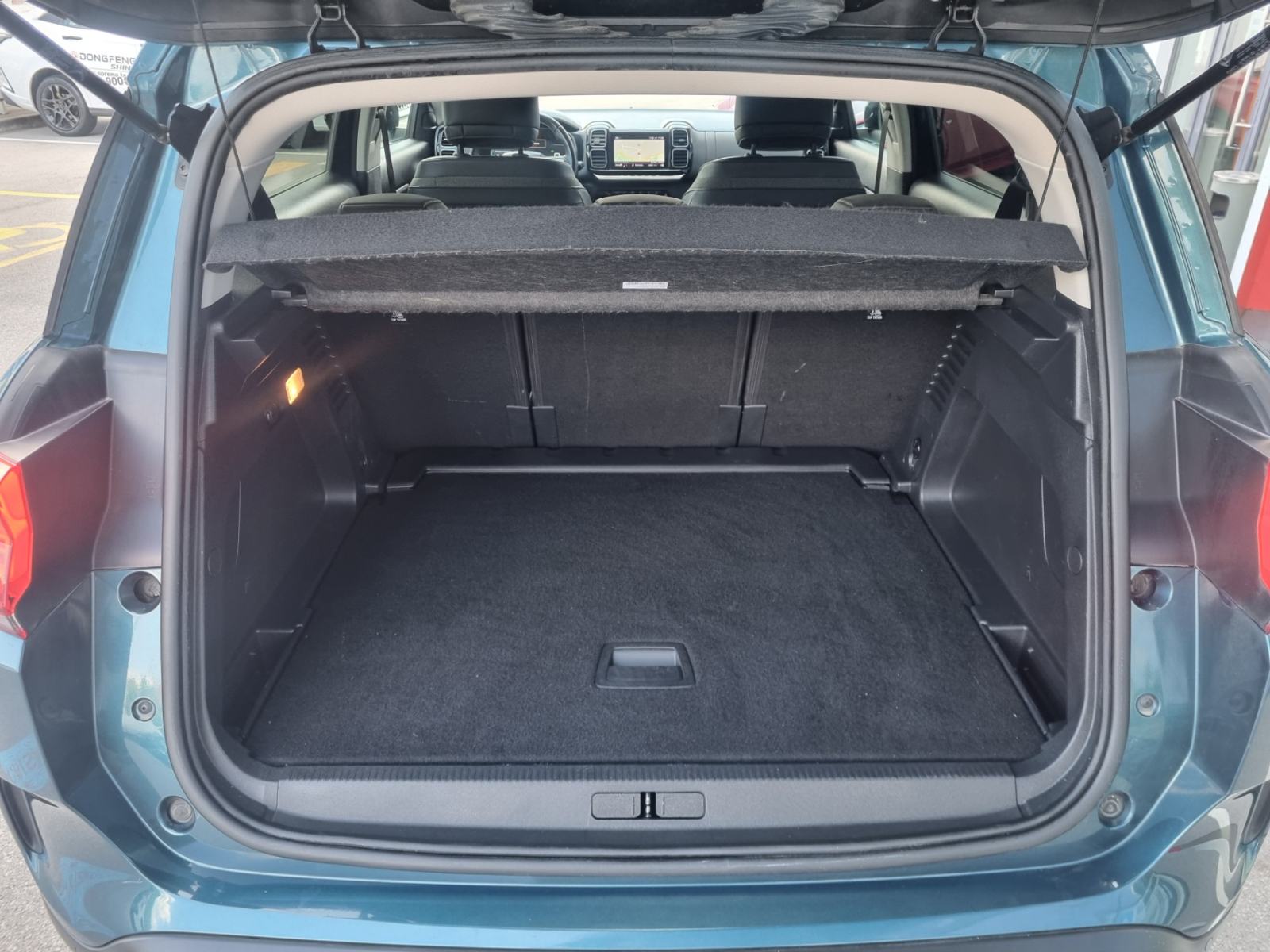 Citroën C5 Aircross 1.2 PT Feel - VLEČNA KLJUKA - POTRJENA SERVISNA, fotografija 11
