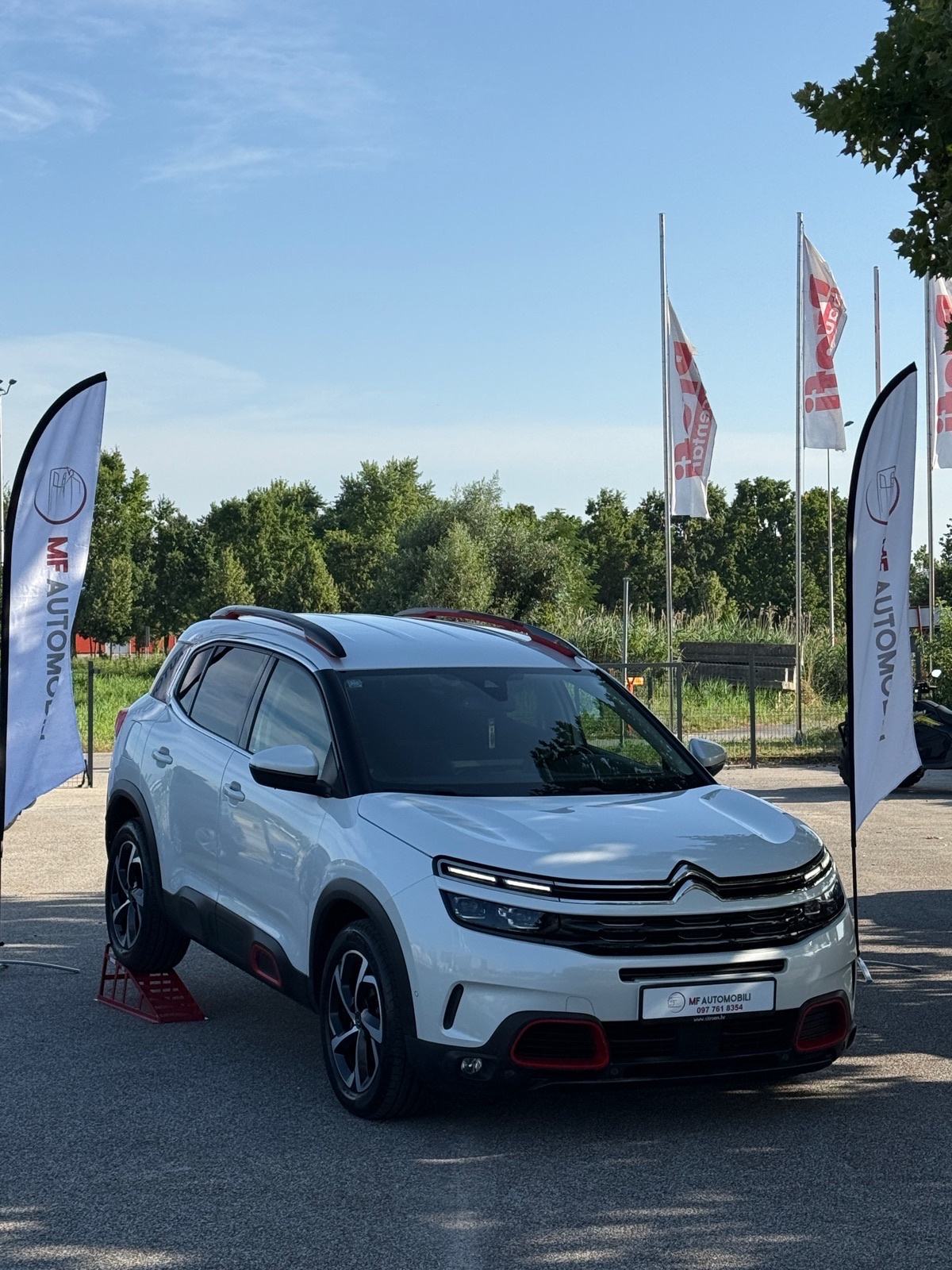 Citroën C5 Aircross 1.5 BlueHDi • SHINE | LEASING, fotografija 1