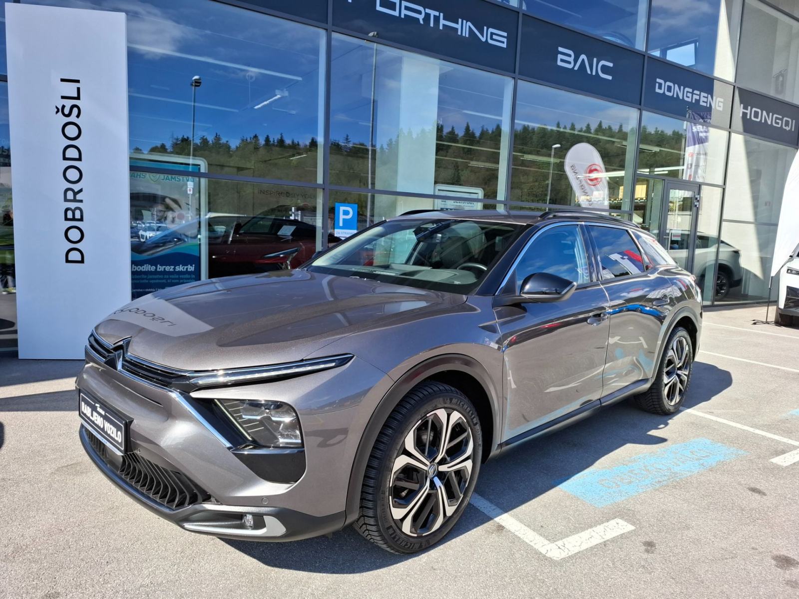 Citroën C5X 1.2 PURETECH SHINE - ODLIČEN - POTRJENA SERVISNA, pogled izvana - slika 1