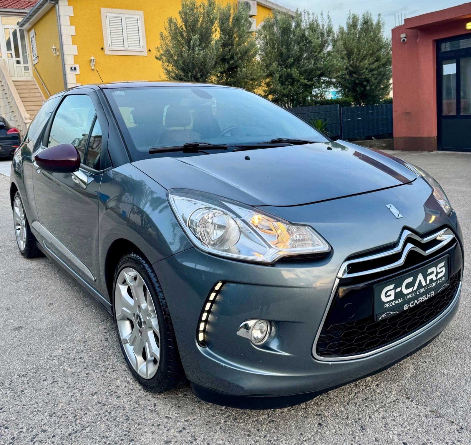 Base Ds3 Citroën DS3 1,6 THP 156KS SportChic —Mod 2013—REG.GOD.DANA—MAX OPREMA ...