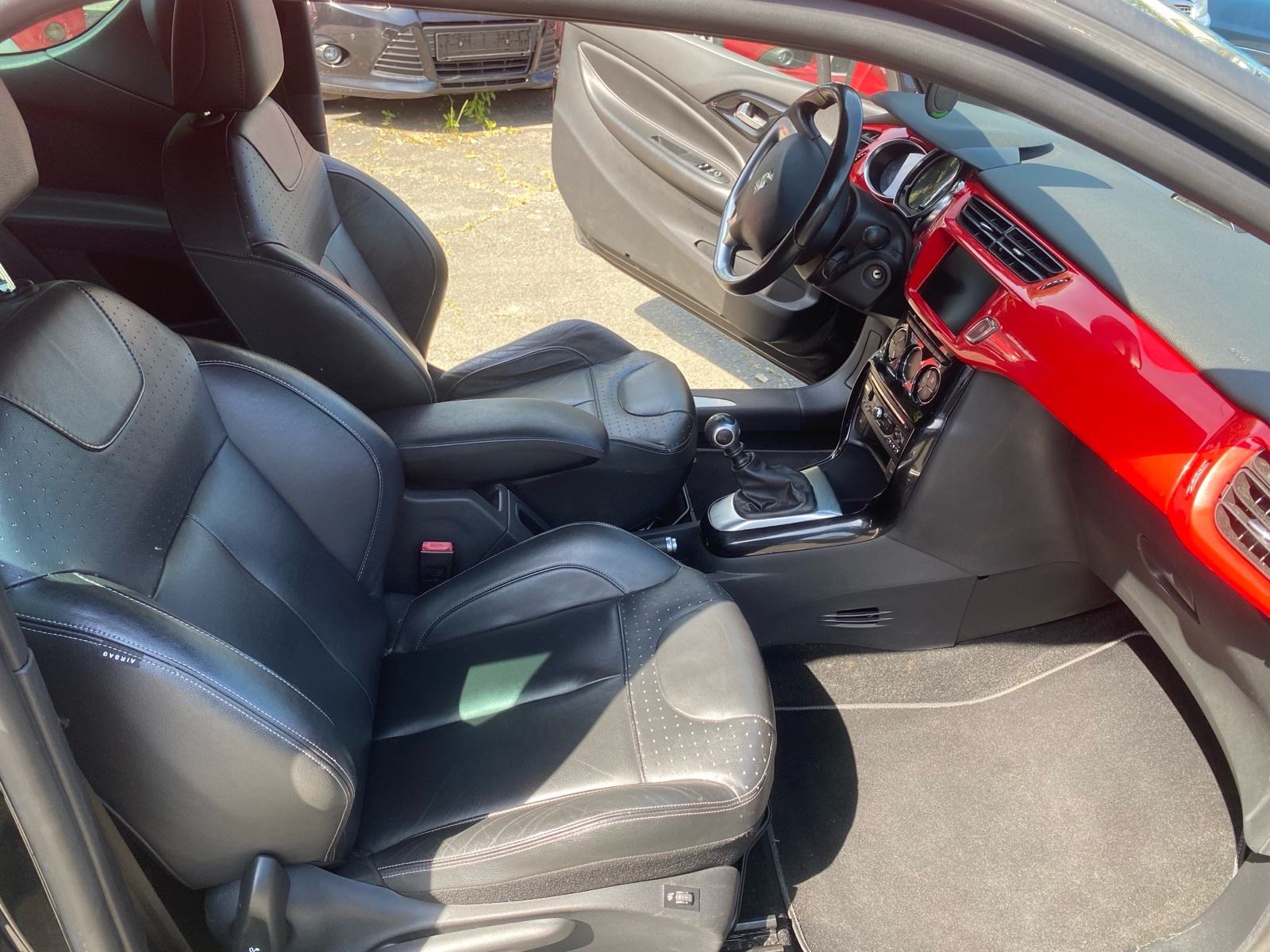 Citroën DS3 1,6 THP Sport, fotografija 3