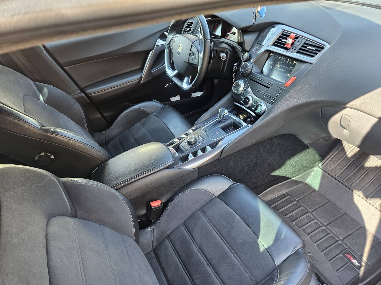 Citroën DS5 1,6 e-HDi automatik, fotografija 8