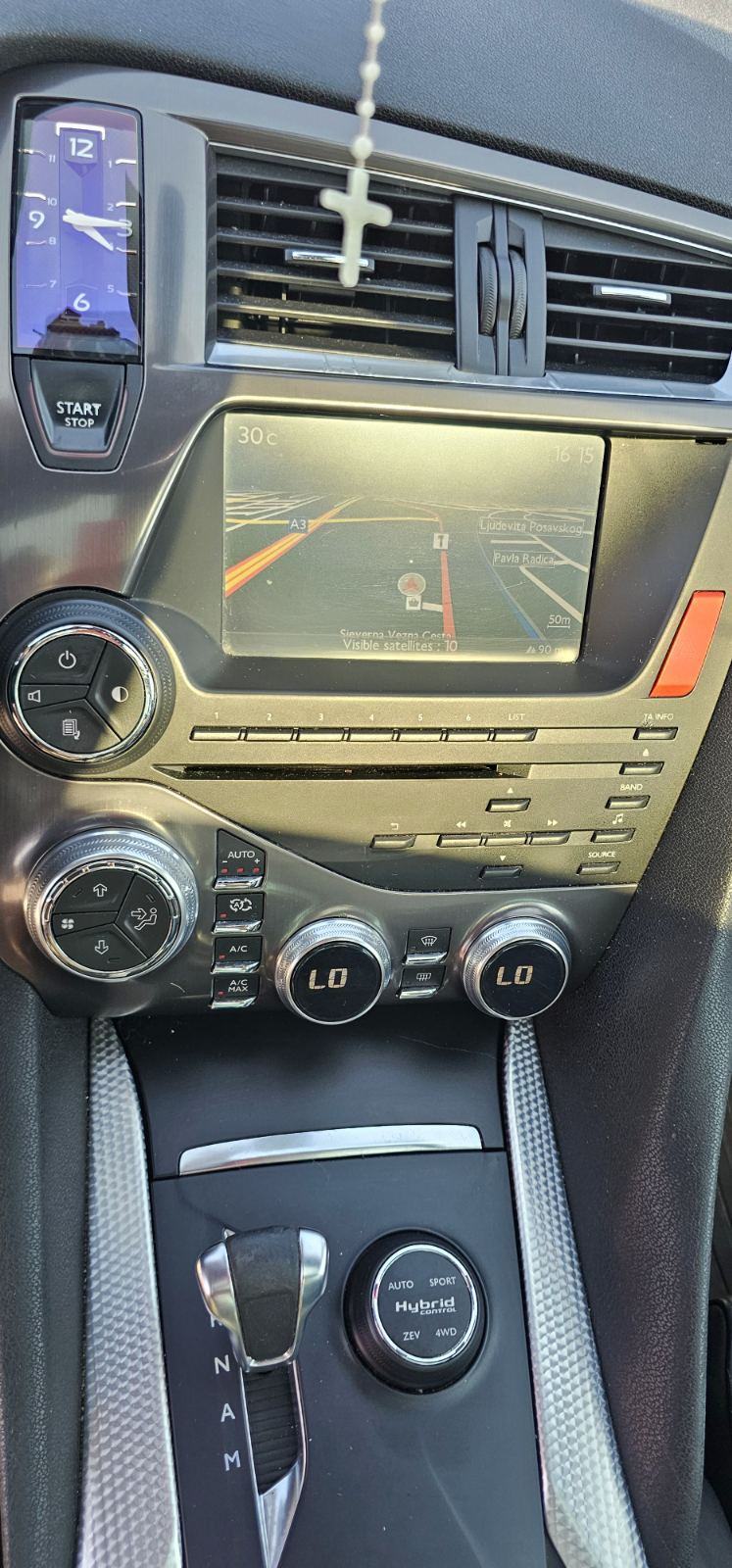 Citroën DS5 Hybrid4 2,0 HDi Sport automatik, fotografija 15