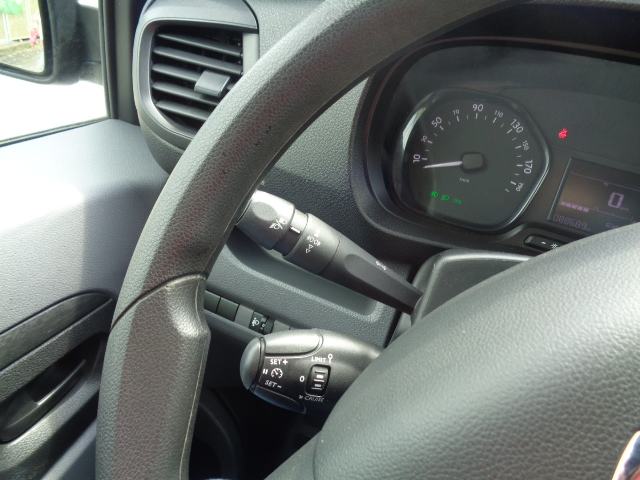 Citroën Jumpy 1.5 Blue-HDi,120Ks,Comfort XL,8+1,Ele.Paket,Tempo,Tooop, fotografija 11