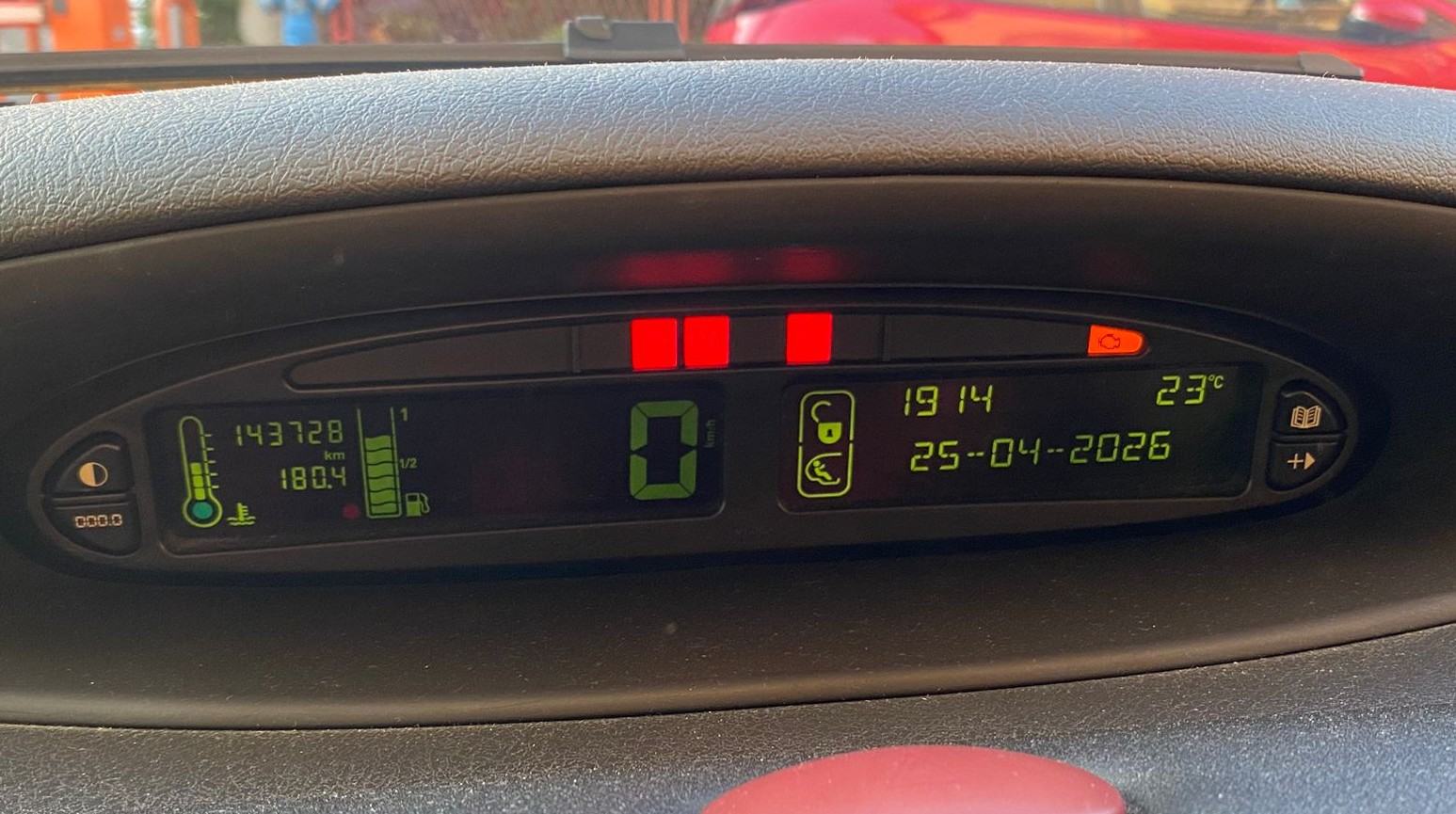 Citroën Xsara Picasso 1,6 i, pogled izvana - slika 2