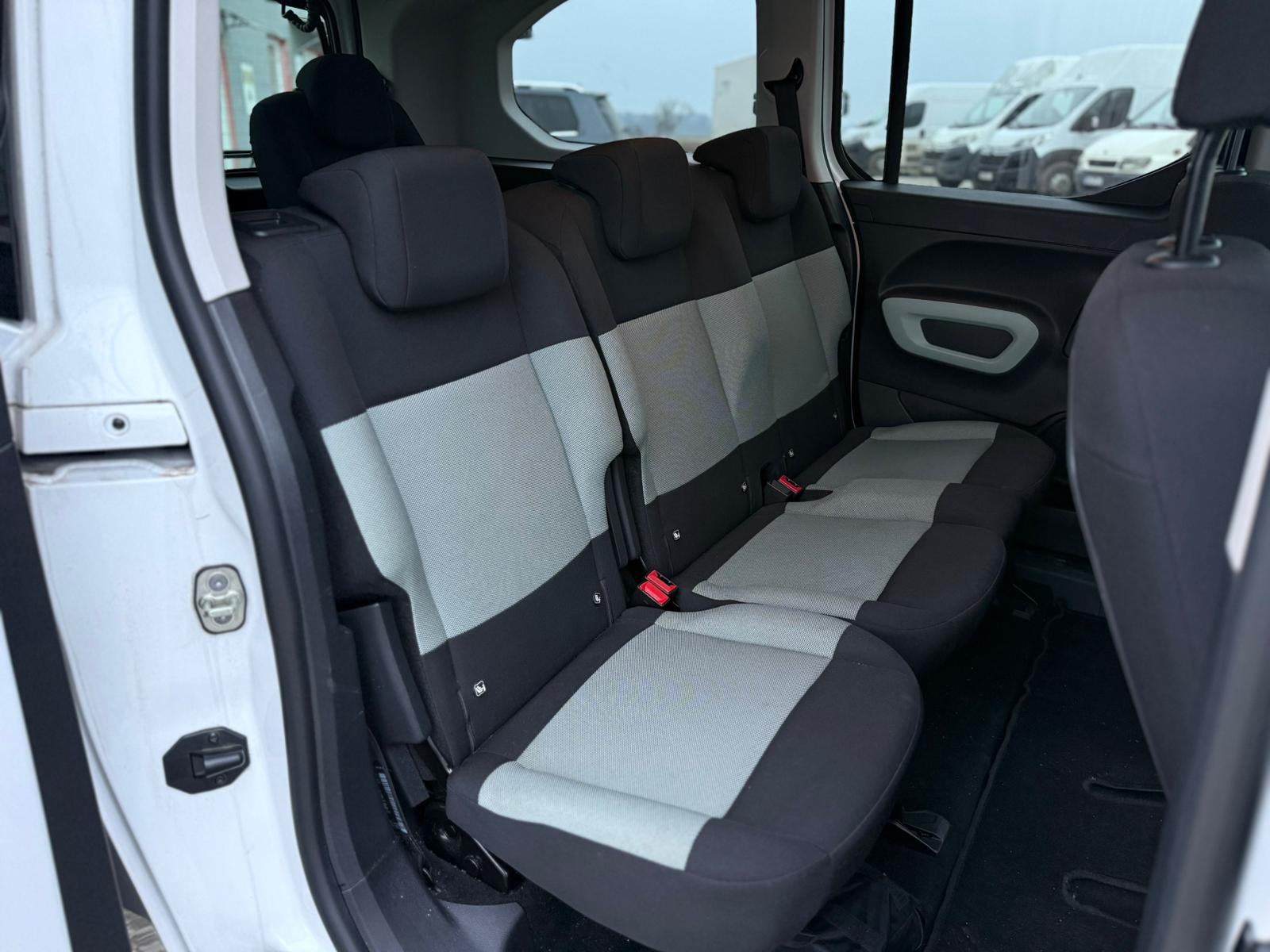 CITROEN BERLINGO 1.5 BlueHDI 2020 GOD - 87 xxx km- 7 sjedišta DOSTAVA, fotografija 16