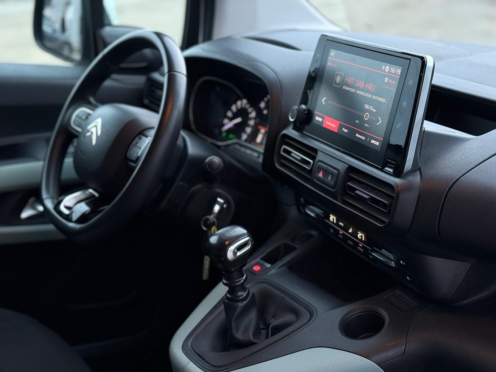 CITROEN BERLINGO 1.5 BlueHDI 2020 GOD - 87 xxx km- 7 sjedišta DOSTAVA, fotografija 19