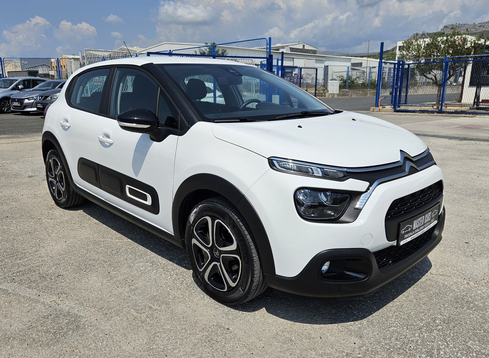 CITROEN C3 1,2 BENZIN • SAMO 28.000 KM • FULL OPREMA • JAMSTVO, fotografija 3
